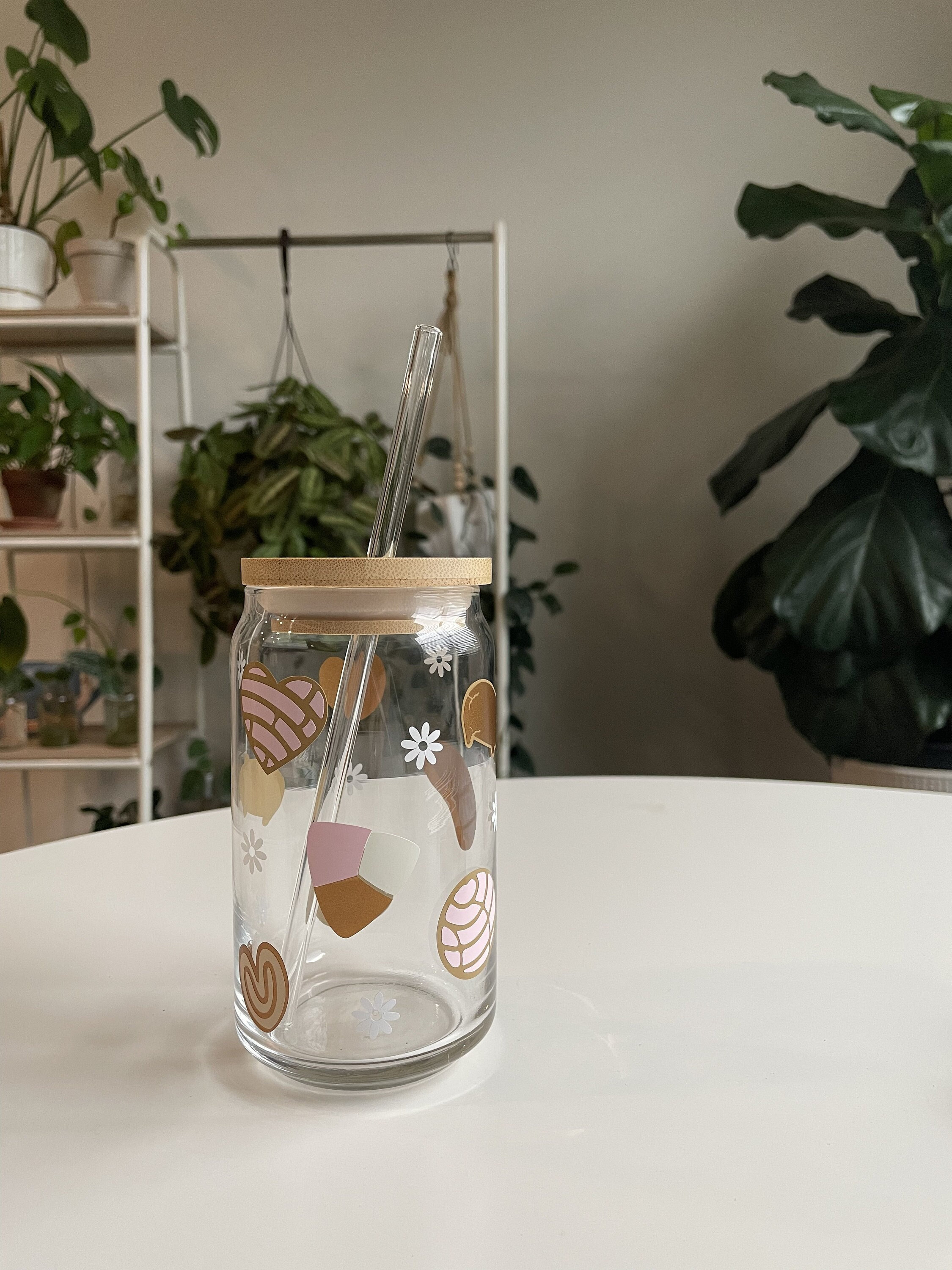 Pan Dulce Glass Cup, Concha Coffee Glass, Concha Glass Cup, Pink Concha Cup, Cafecito y Chisme Glass, Gift for Her