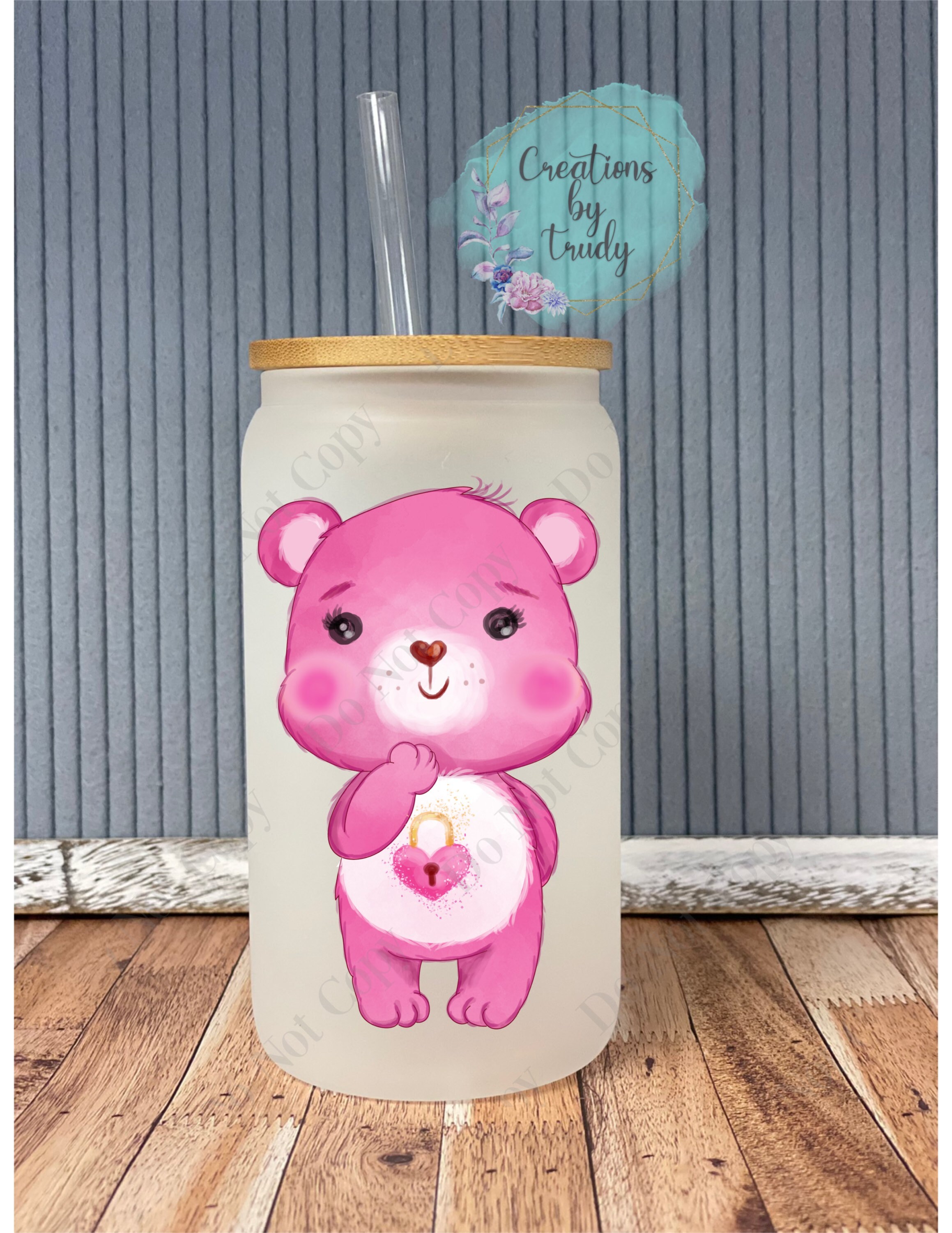 Secret heart bear- frosted can shaped glass with lid and straw