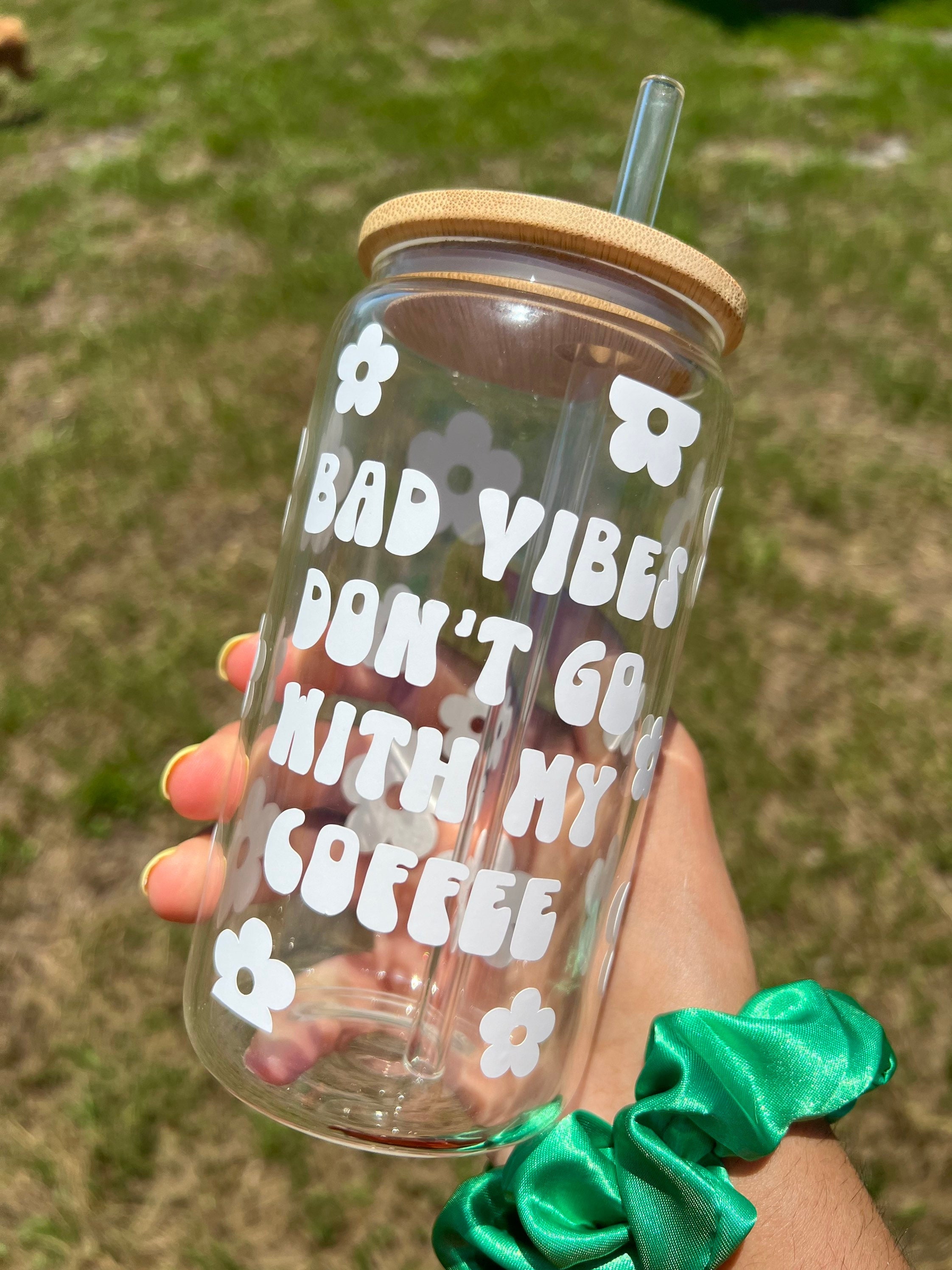 Good Vibes Glass Coffee Glass Can 16 Oz Cup, Iced Coffee Glass Cup, Aesthetic Glass Cup, Summer Cups, Retro Daisy Cup, Custom Cups