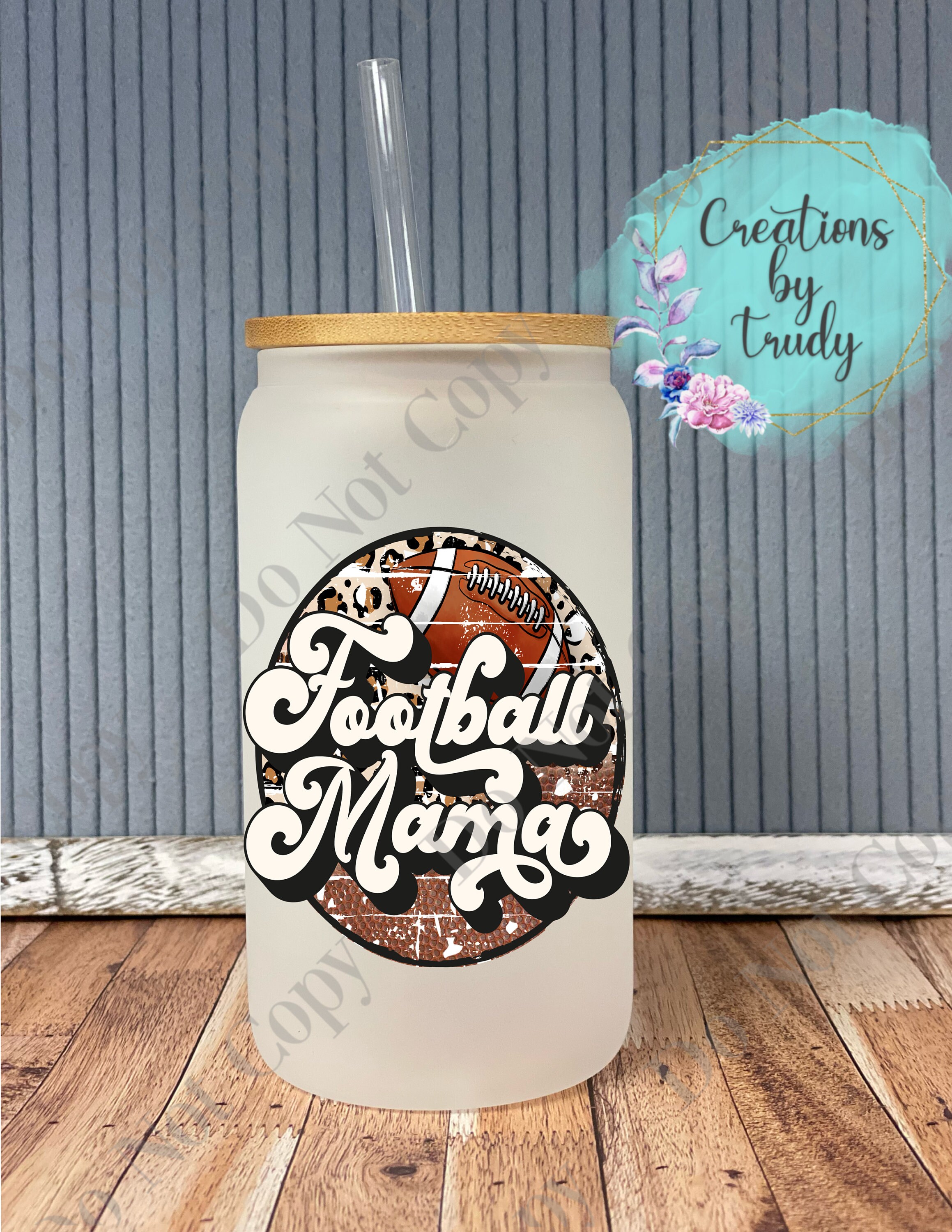 Football mama – frosted can shaped glass with lid and straw