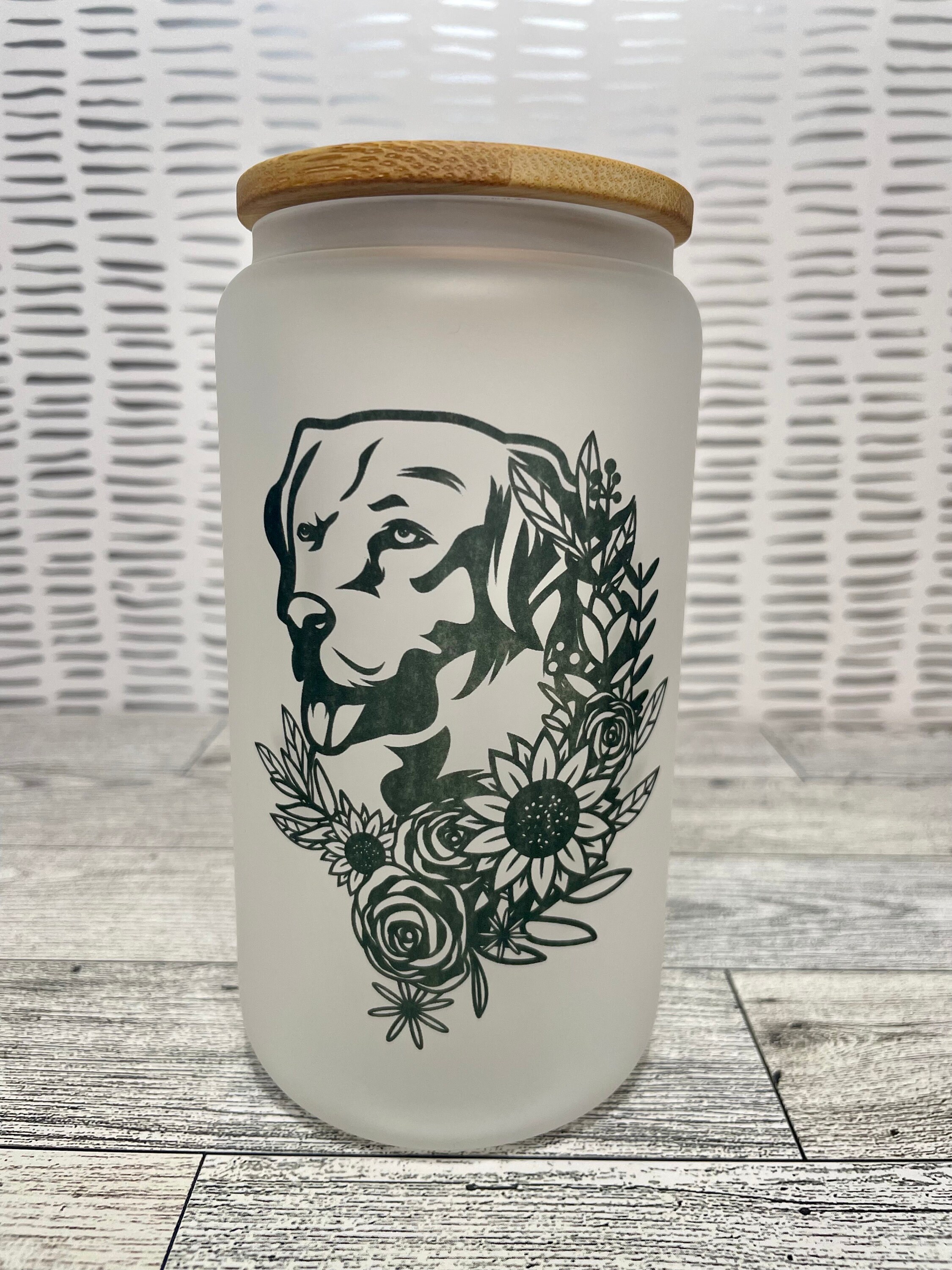 Labrador Glass Cup| Labrador | Golden Retriever| 16 oz Glass Can | Iced Coffee | Bamboo Lid | Soda Can Glass | Beer Can Glass | Sublimation