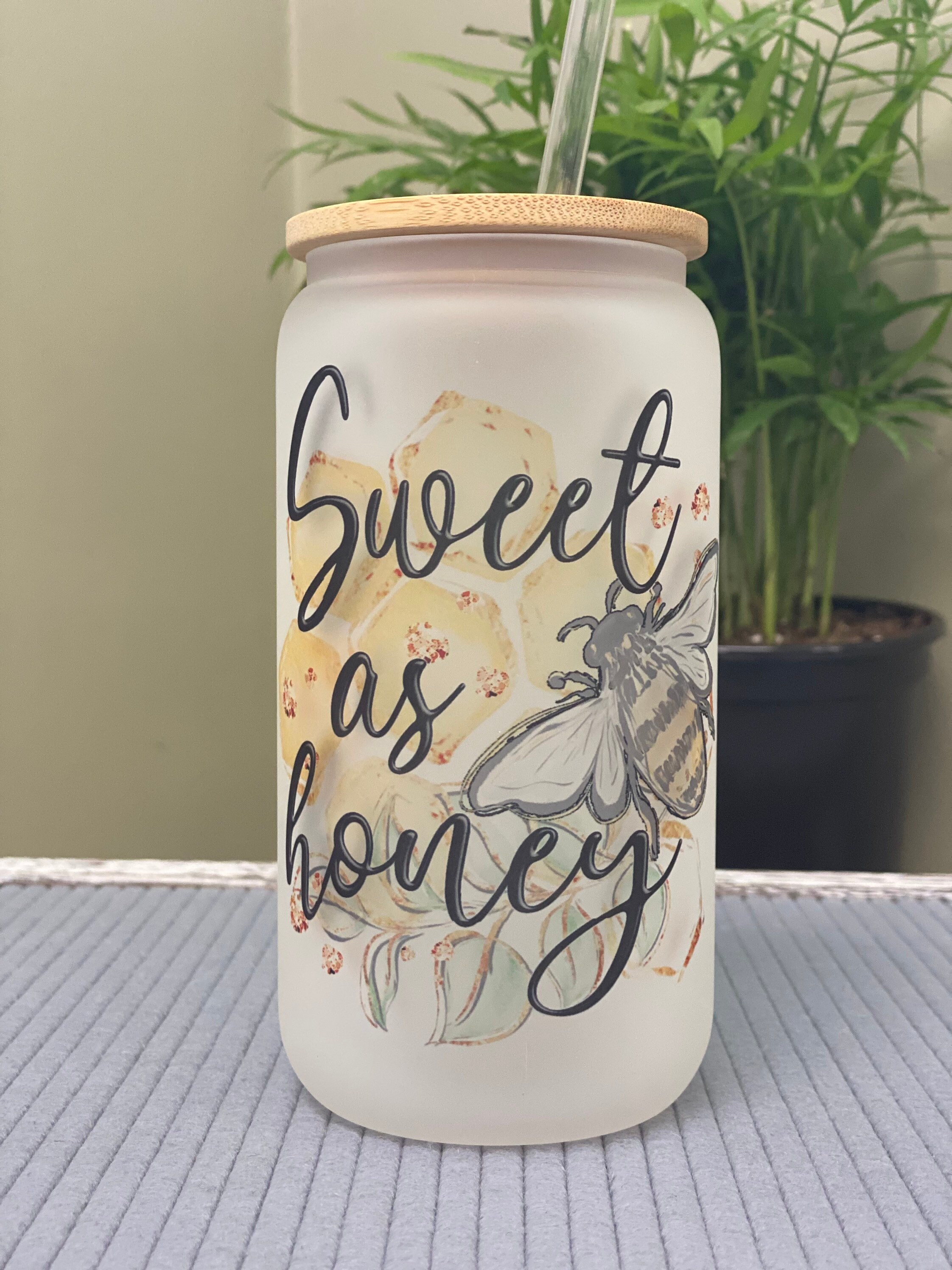 Sweet as honey- frosted can shaped glass with lid and straw