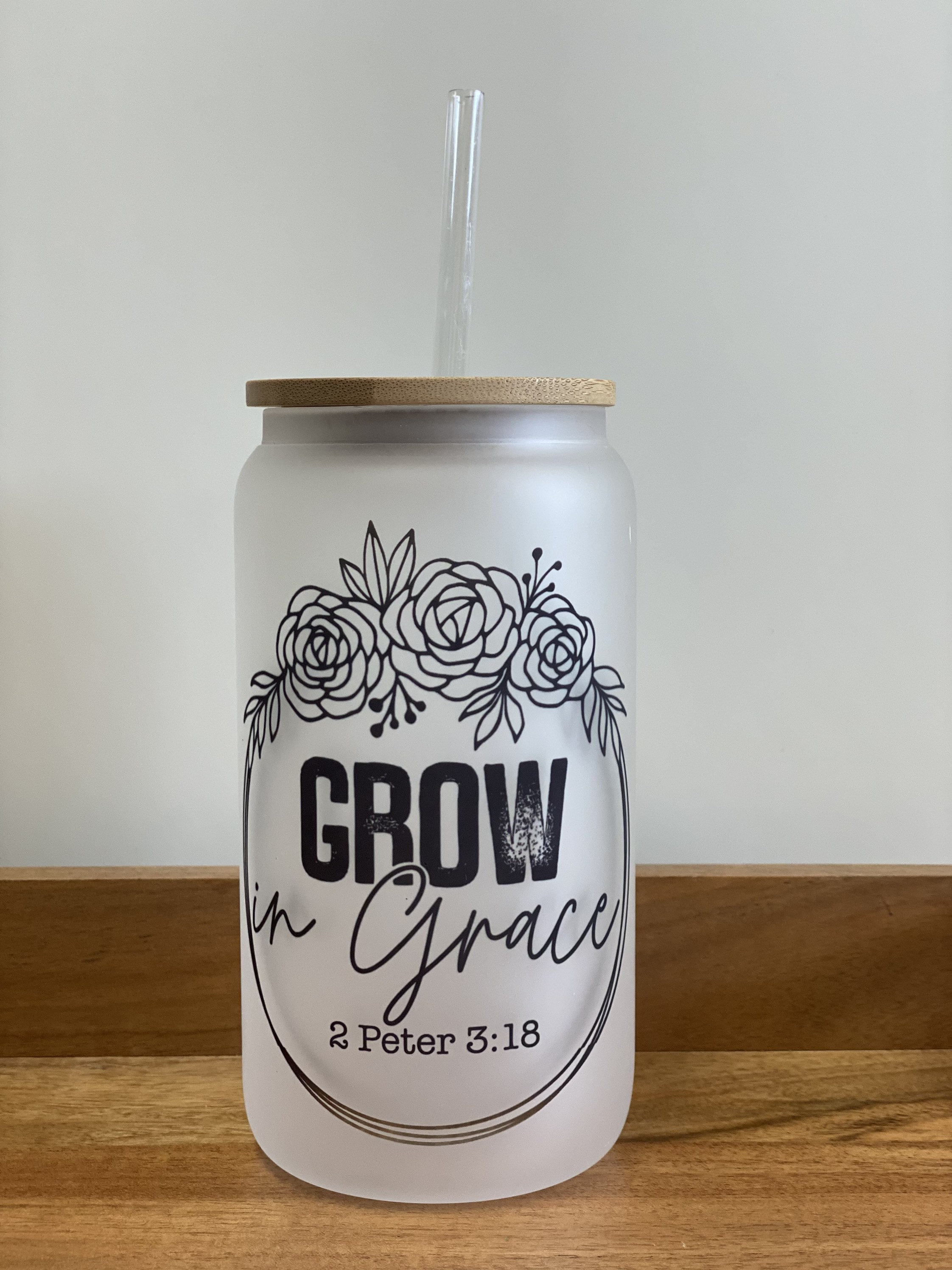 Grow in grace biblical- frosted can shaped glass with lid and straw