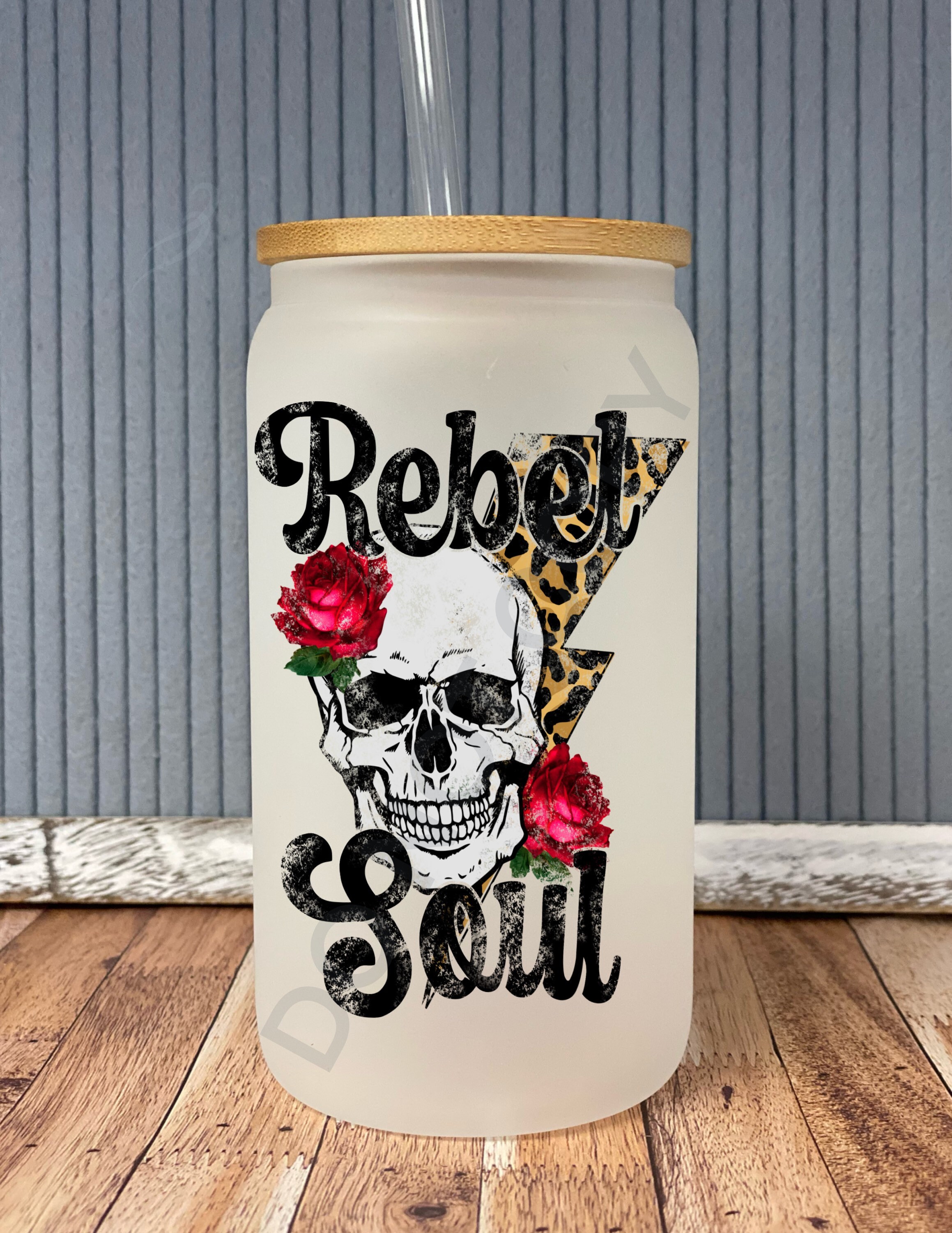 Rebel soul- frosted can shaped glass with lid and straw