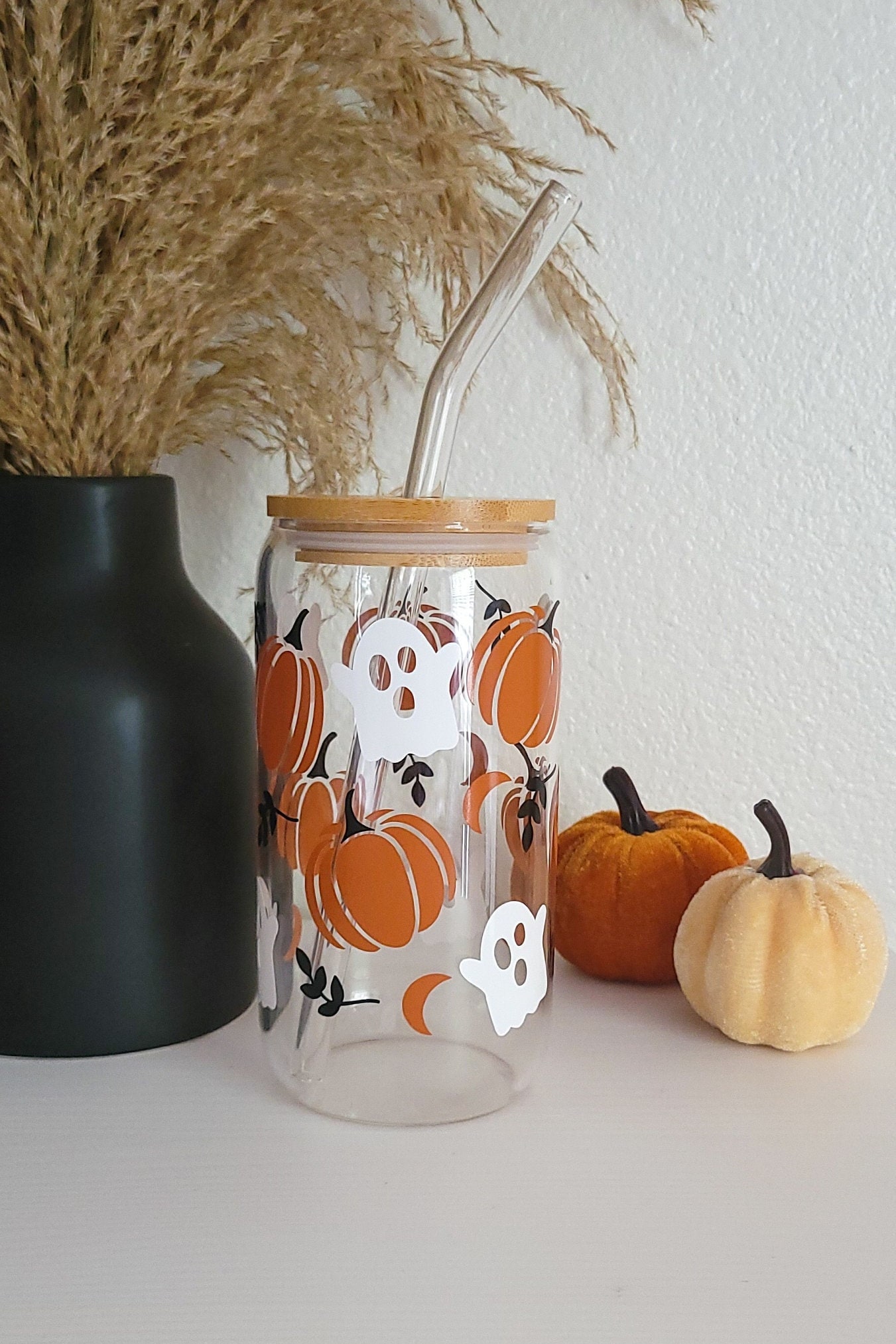 Halloween Iced Coffee Glass Cup With Lid And Straw Halloween Gift For Best friend Halloween Glass Coffee Cup Pumpkin Glass Can Ghost Cup