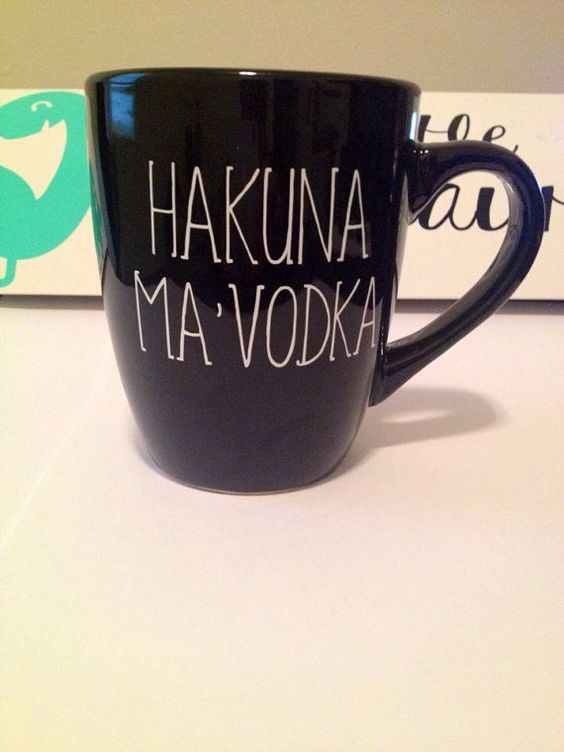 hakuna ma vodka mug