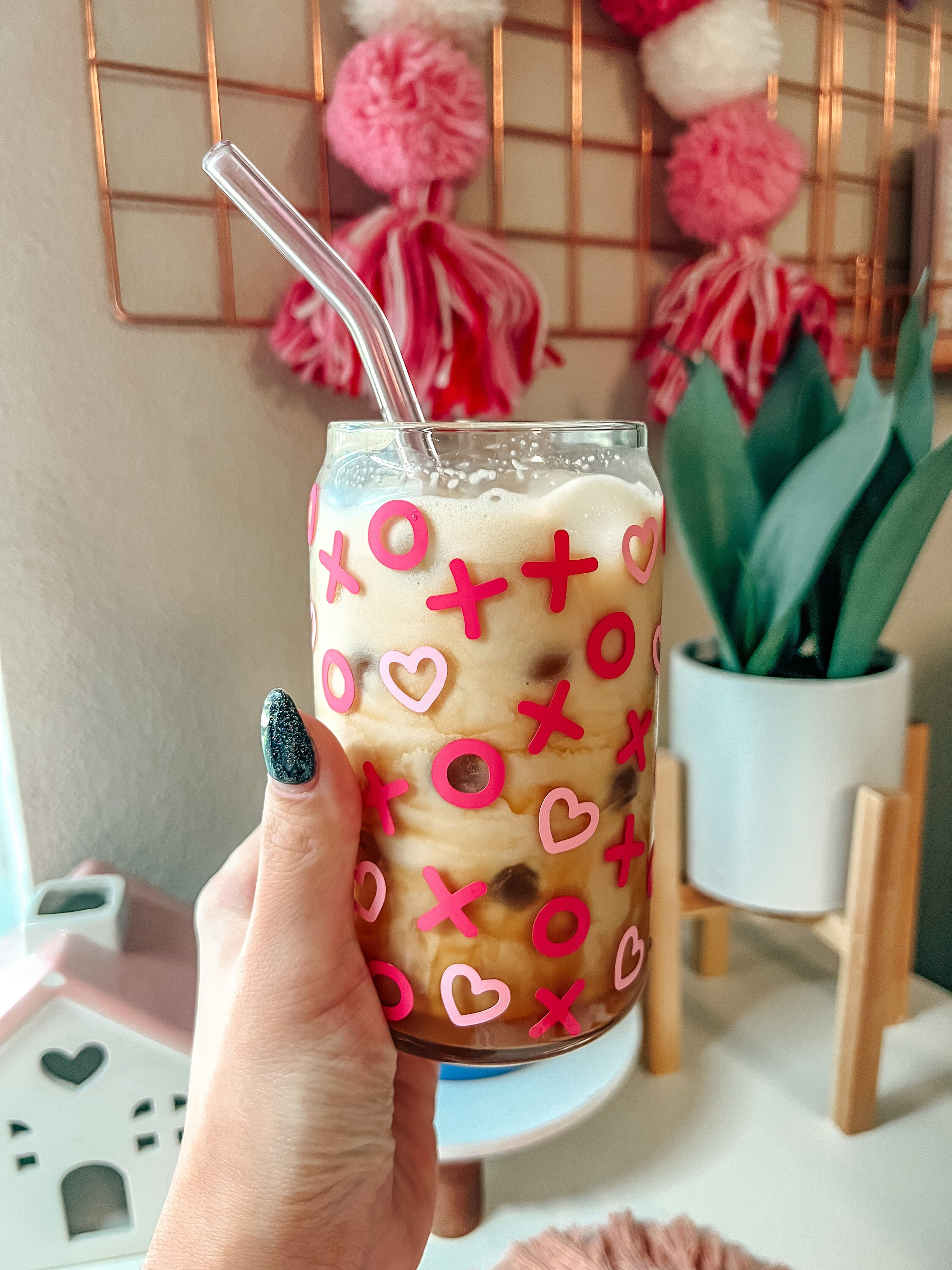 XOXO Beer Can Glass | Valentines Day Coffee Glass | Gift for Her | Valentines Gift | Hearts and Kisses Iced Coffee Glass