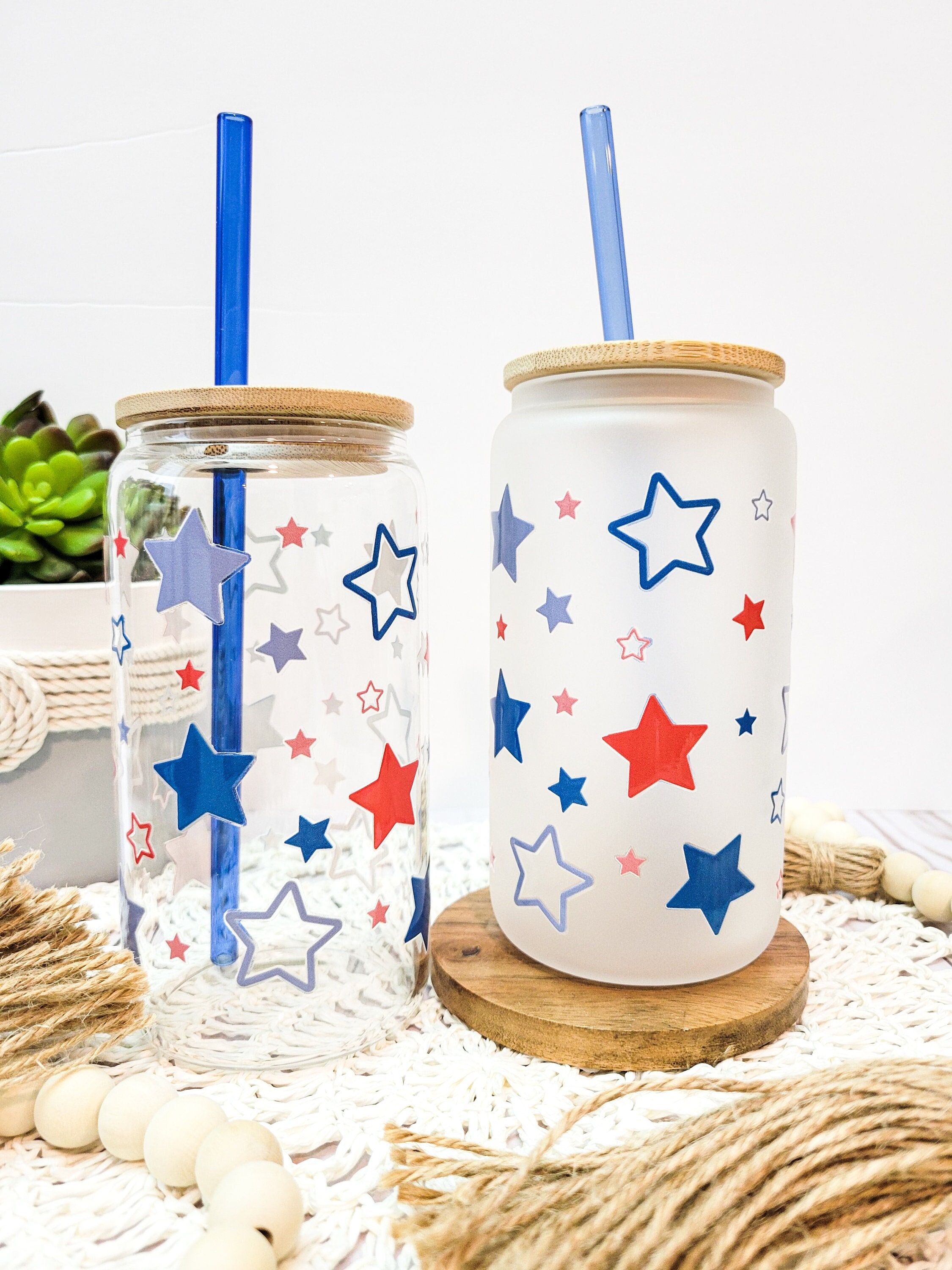 Patriotic Beer Can Glass, Star Iced Coffee Glass Cup, America Fourth of July, Red White and Blue Tumbler, Bamboo lid Glass Straw, Aesthetic