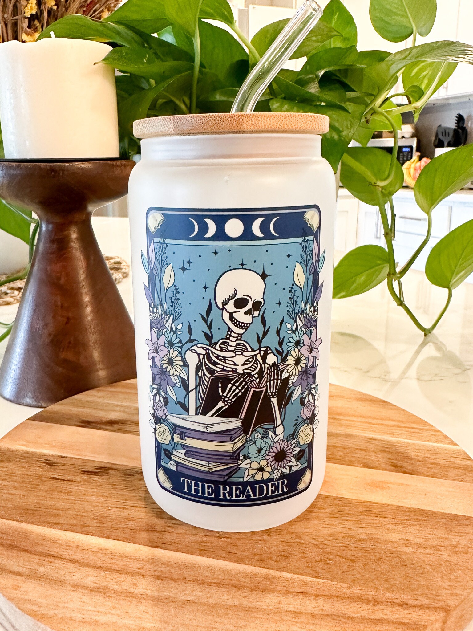 The Reader Tarot Card Glass Tumbler, Iced Coffee Glass, 16 Oz Glass Can, Ice Coffee Drink, Coffee Lover Gift, Glass w/ Bamboo Lid & Straw