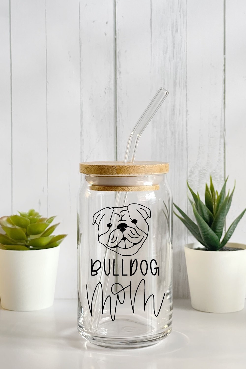 Bulldog Mom Glass Cup, Gift for Dog Mom, Bulldog Mom Gift, Bulldog Parents, Bulldog Lover, Bulldog Mama, Iced Coffee Cup, Beer Can Glass