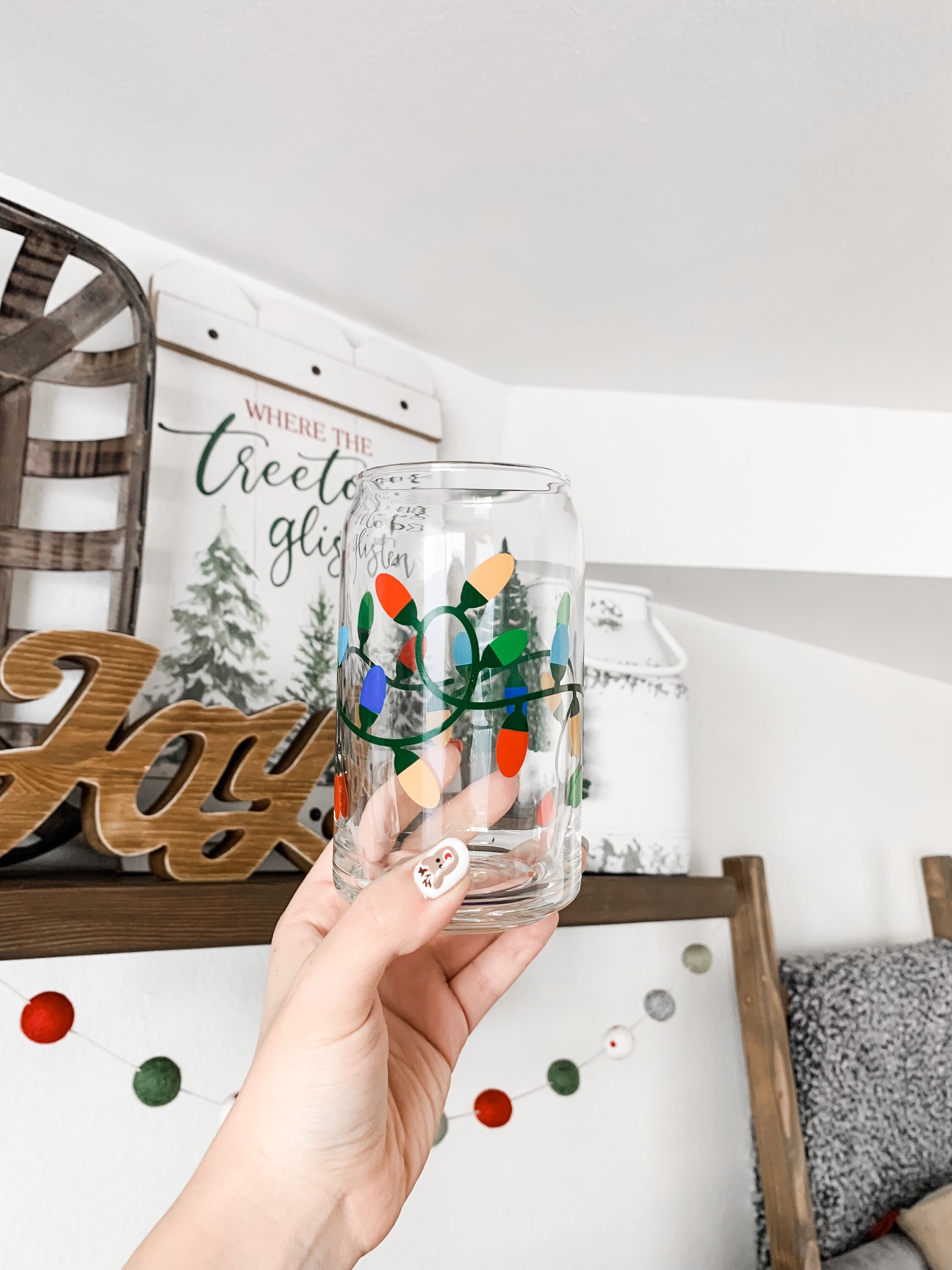 Christmas Lights Cup – Classic Can Glass – Beer Can Glass – Coffee Cup