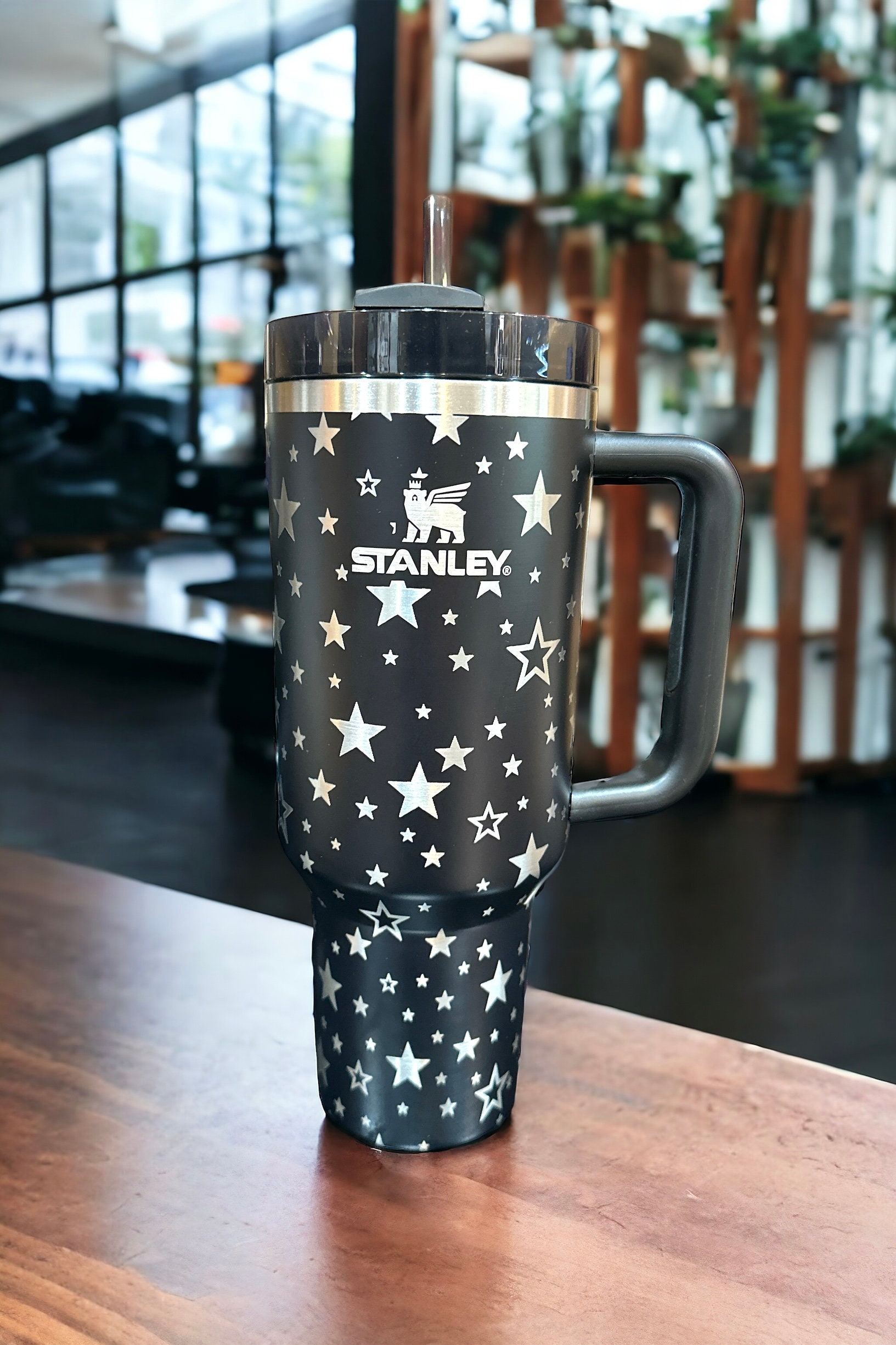 40 oz tumbler w/ Stars Engraving