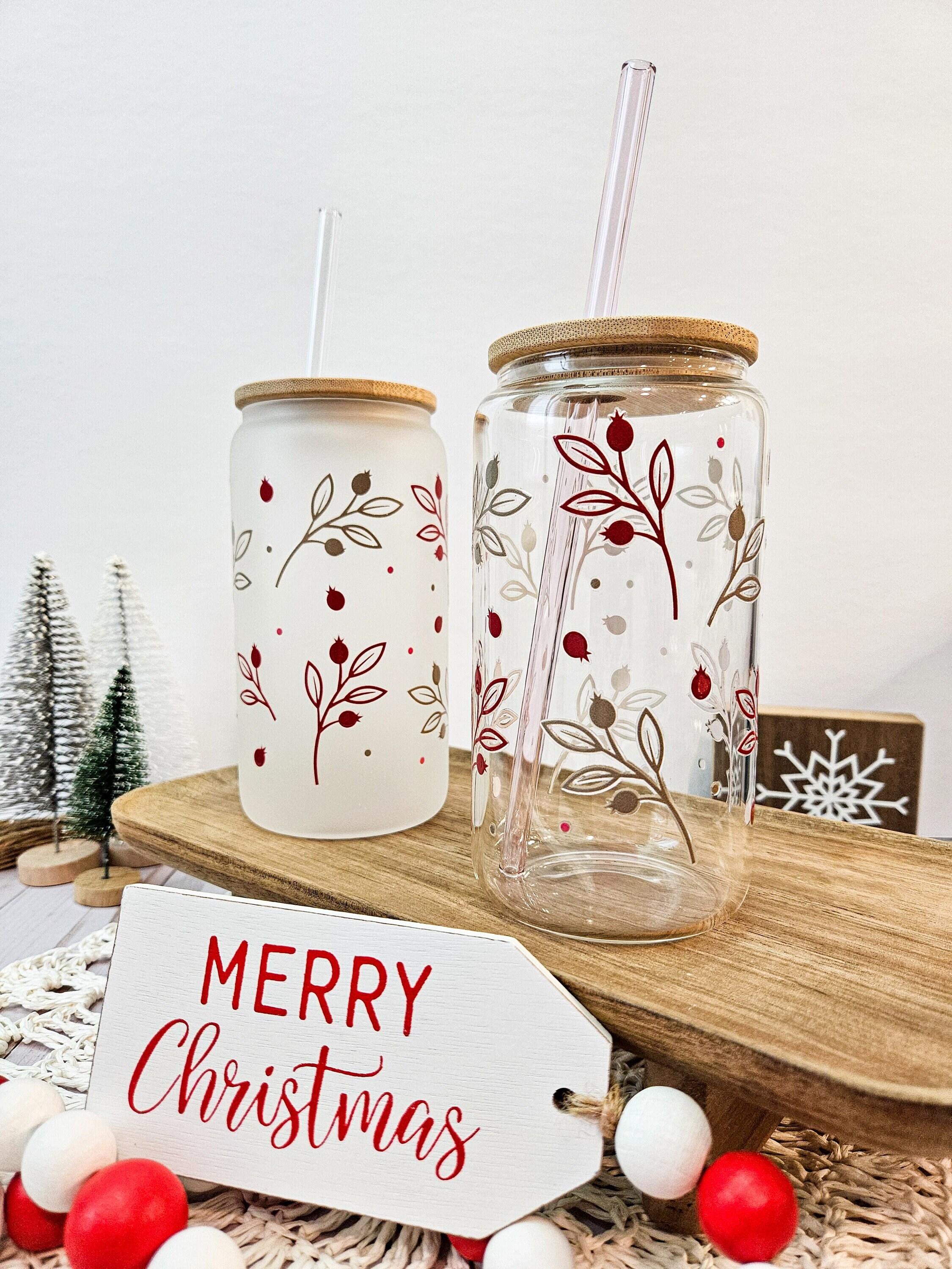 Winter Berries Glass Cup, Christmas Iced Coffee Glass Cup with Lid, Aesthetic Coffee Cup, Christmas Gift, Gifts under 30, Beer Can Glass Cup