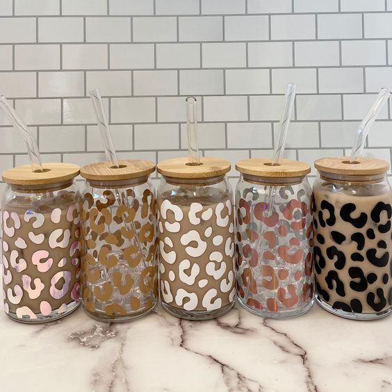 Leopard Print Iced Coffee Cup, 16oz Glass Soda Can Reusable Cup With Bamboo Top and Glass Straw Glass Libby, Glass Beer Can Cup