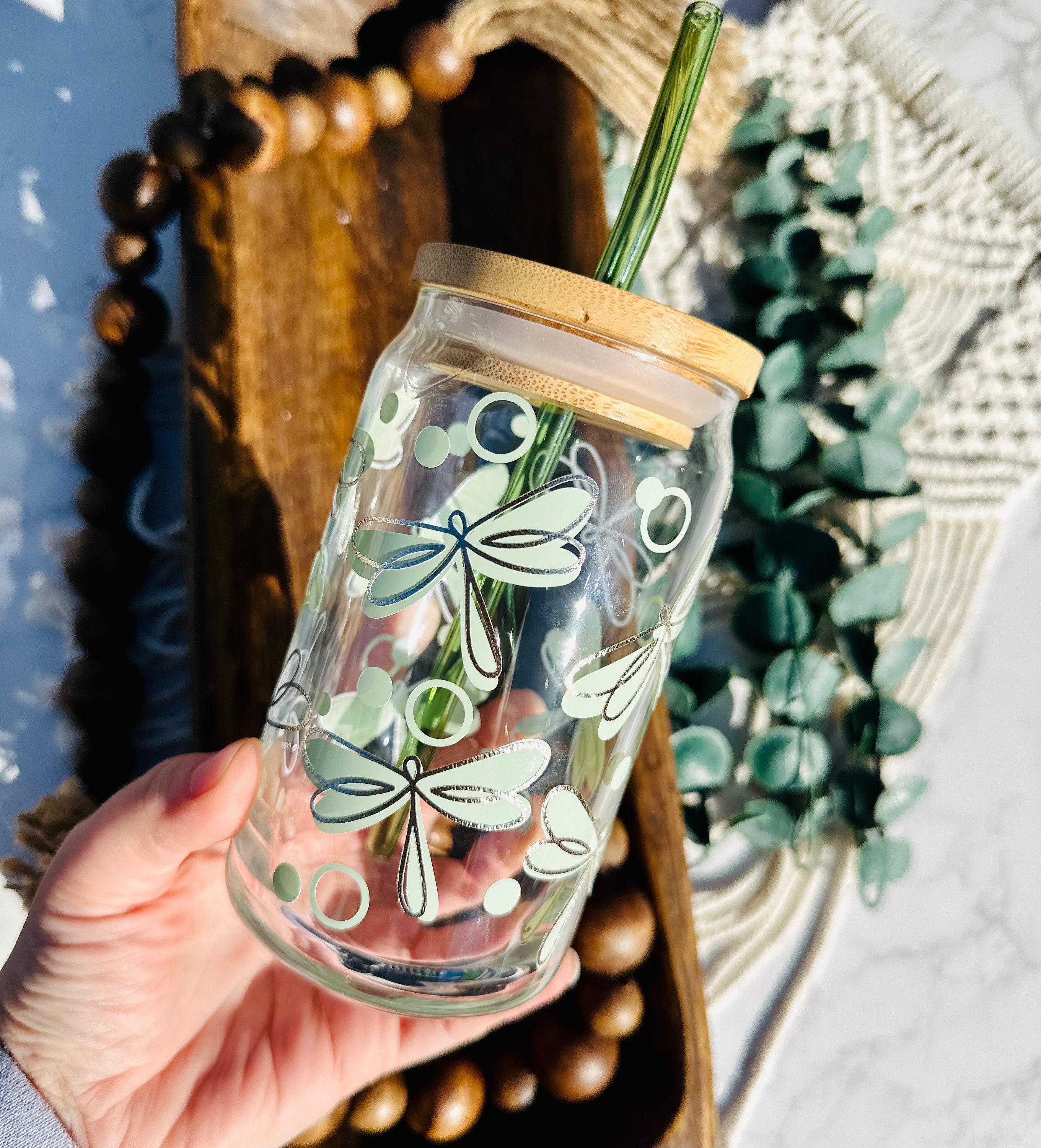 Dragonfly Beer can glass, floral beer can glass, Beer glass, libbey glass, coffee glass, engraved bamboo lid, iced coffee glass