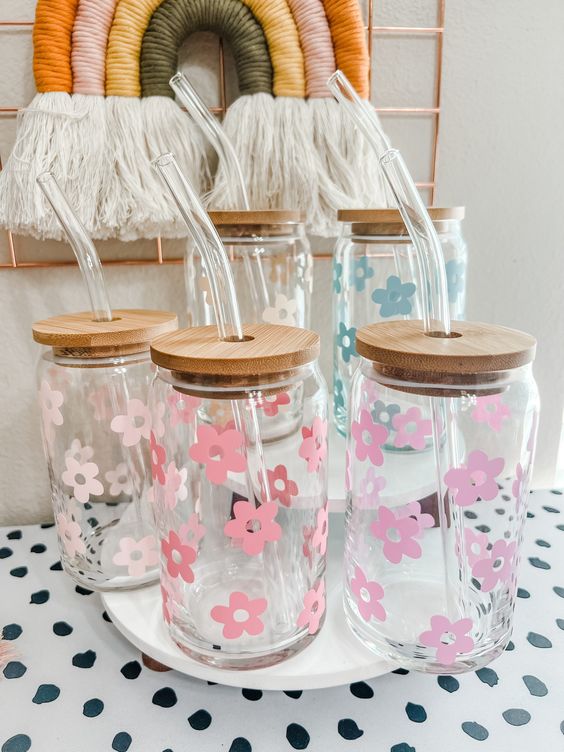 Retro Flowers Glass Can, Iced Coffee Cup, Beer Can Glass Tumbler