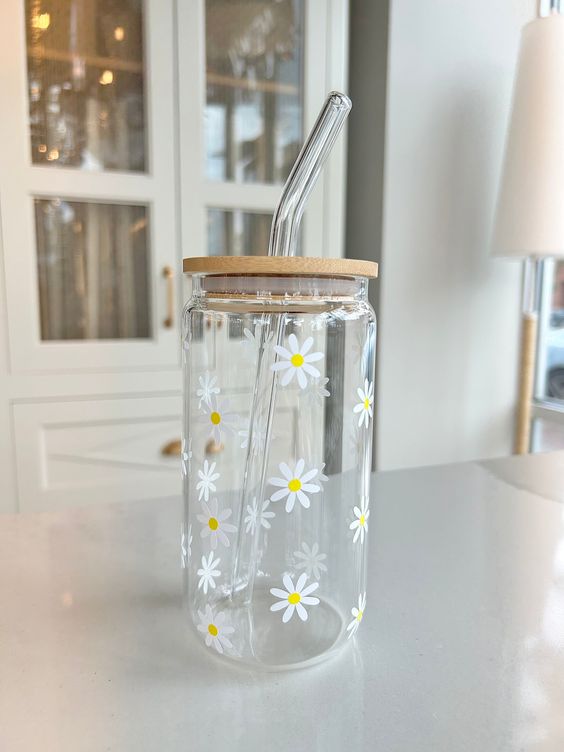 Daisy Iced Coffee Glass Cup, Summer Floral Glass Cup With Bamboo Lid and Glass Straw, Daisy Beer Can Glass, Flower Glass Cup, Glass Cup