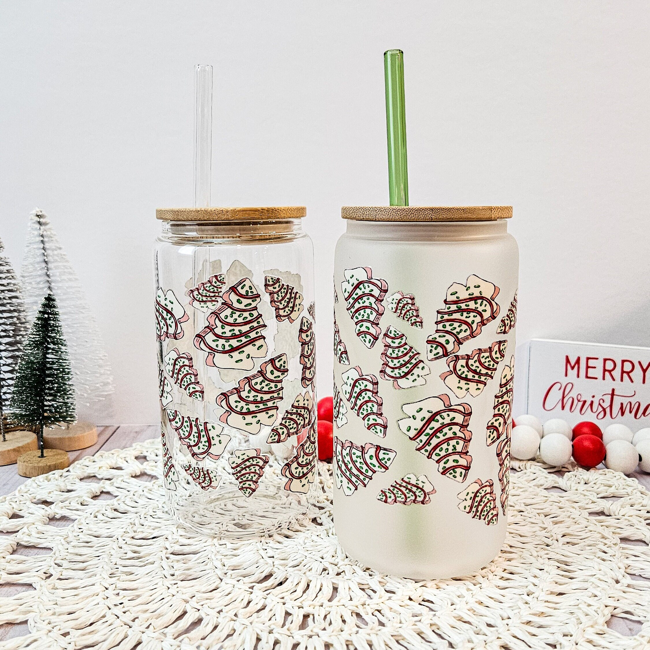 Christmas Tree Snack Cake Glass, Iced Coffee Glass Can, Holiday Glass Coffee Cup with lid and straw, Libbey Beer Can Glass Cup, Snack Cakes