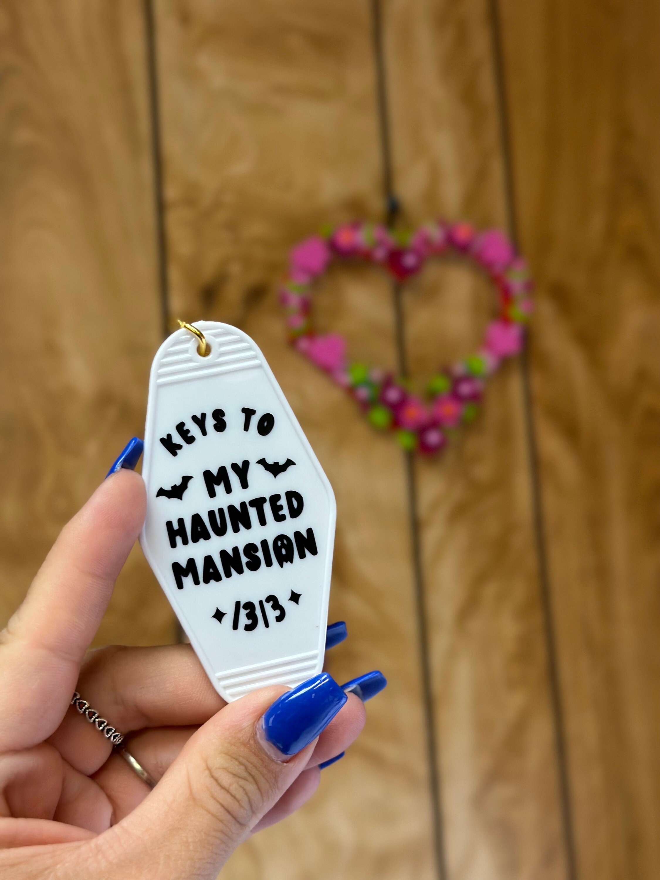 Keys to my haunted mansion  Motel Keychain, Keychains, Car Accessories, key chain for women, keychain favors, Halloween decor, halloween