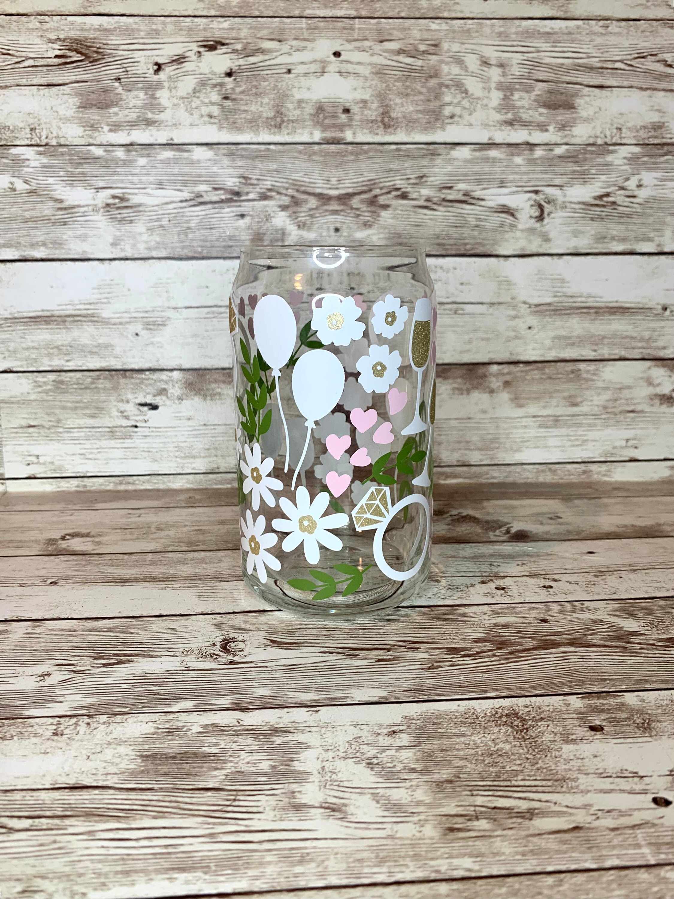 Wedding Engagement Beer Can Glass / Bride to be Cup / Iced Coffee Cup / Gift for her / Future Mrs Glass / Bridal Shower Gift Idea /