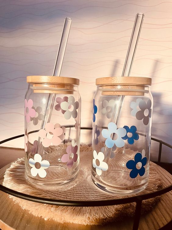 Personalized Retro Flower Glass Cup, Iced Coffee Glass, Aesthetic Glass, Daisy Glass Cup, Customized, Libbey Glass, Boho Beer Glass Can