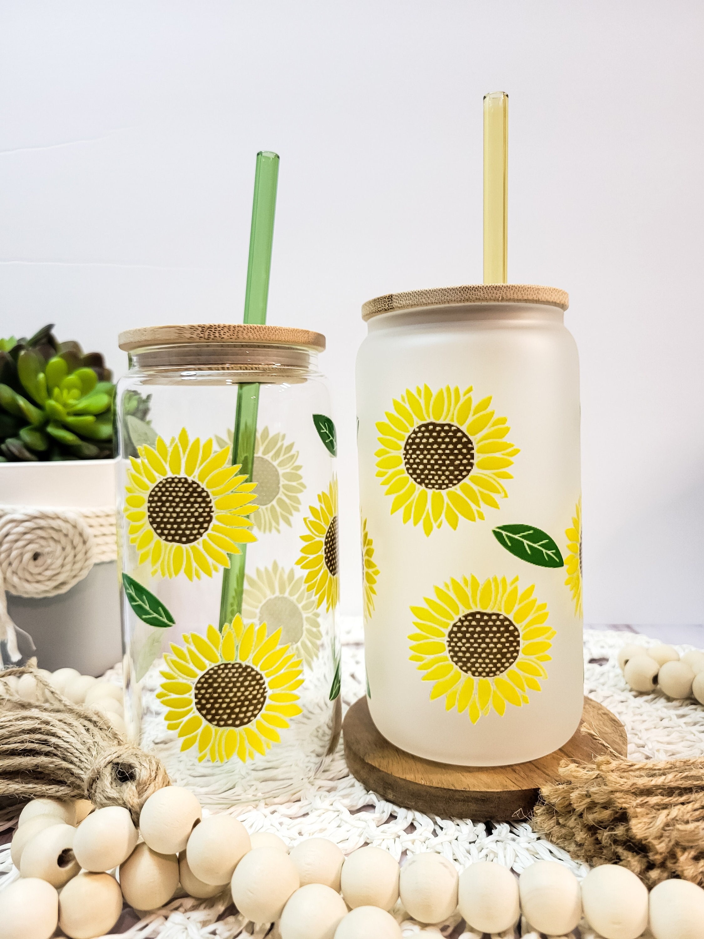 SUNFLOWER GLASS CAN Cup, Floral glass Bamboo Lid and Straw, Aesthetic Beer Can Glass, Yellow Floral Cold Coffee Can Glass Cup, Aesthetic