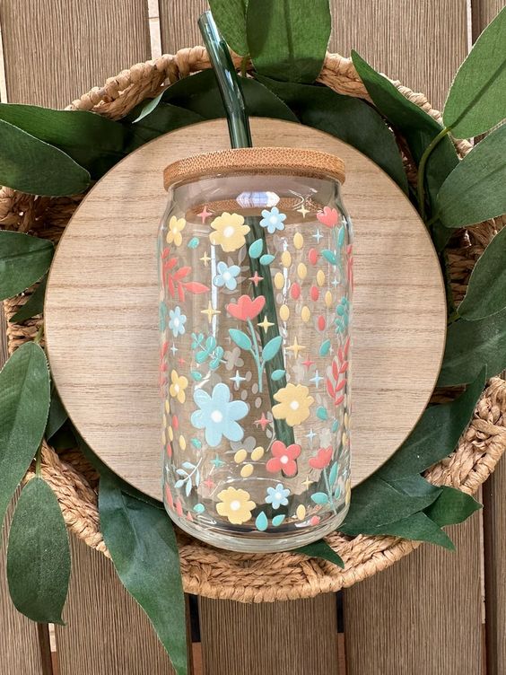 Spring Flower Beer Can Glass, Spring Flower Glass Cup, Floral Coffee Glass, Spring Coffee Glass, Flower Iced Coffee Glass, Flower Glass Cup