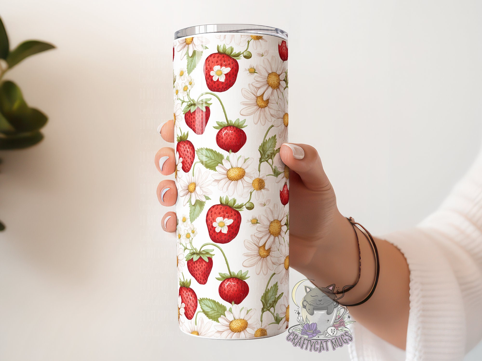 Strawberry and Daisy Tumbler | Floral Tumbler