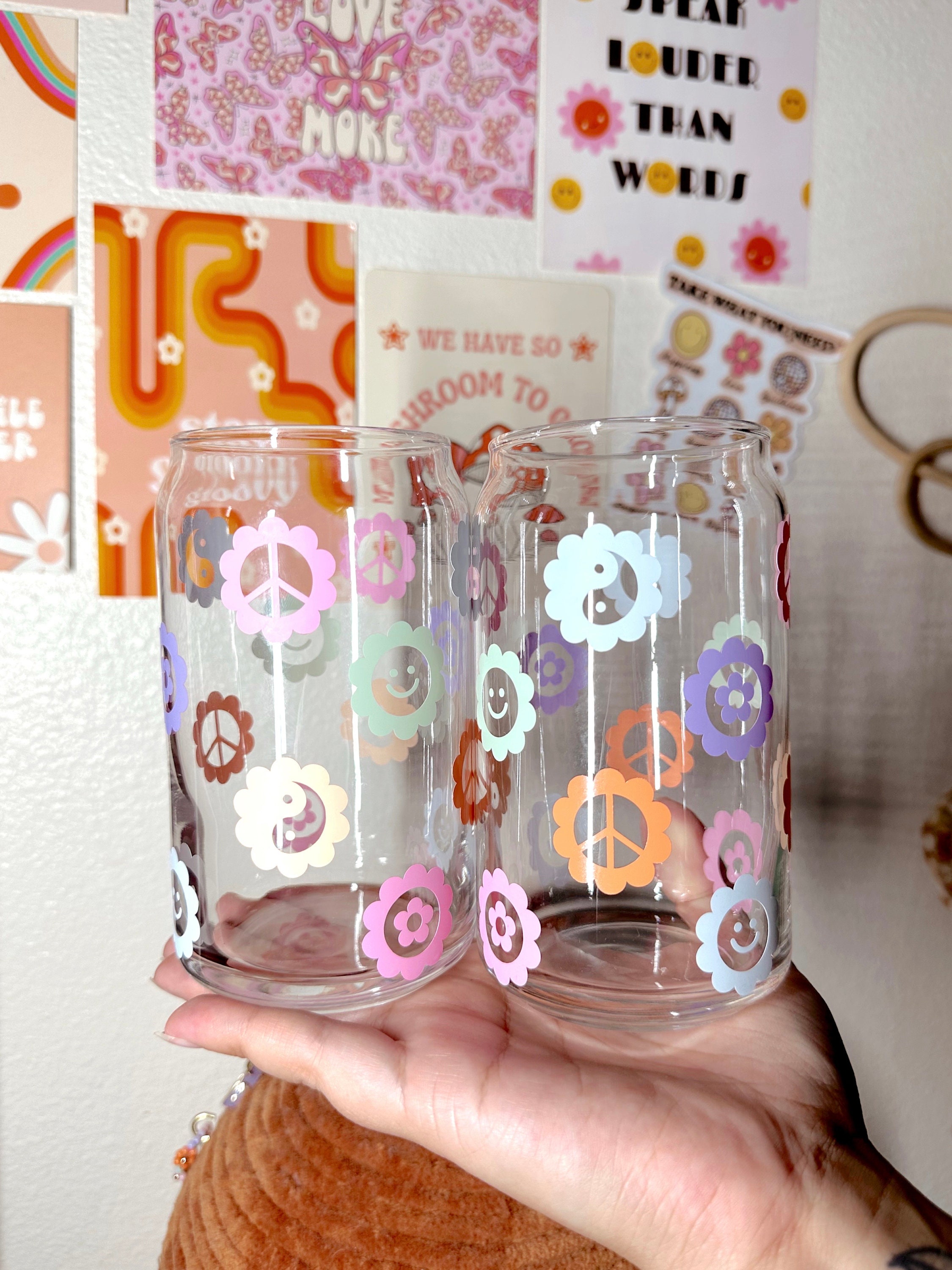 Pastel Daisies Glass Cup, Retro Glass Cup, Trendy Glass Cup, Peace Glass Cup, Floral Glass Cup