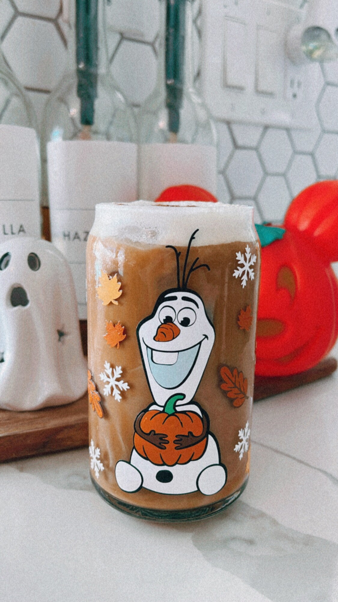 Olaf Glass| Fall Season Glass| Trending Glass| Disney Lovers