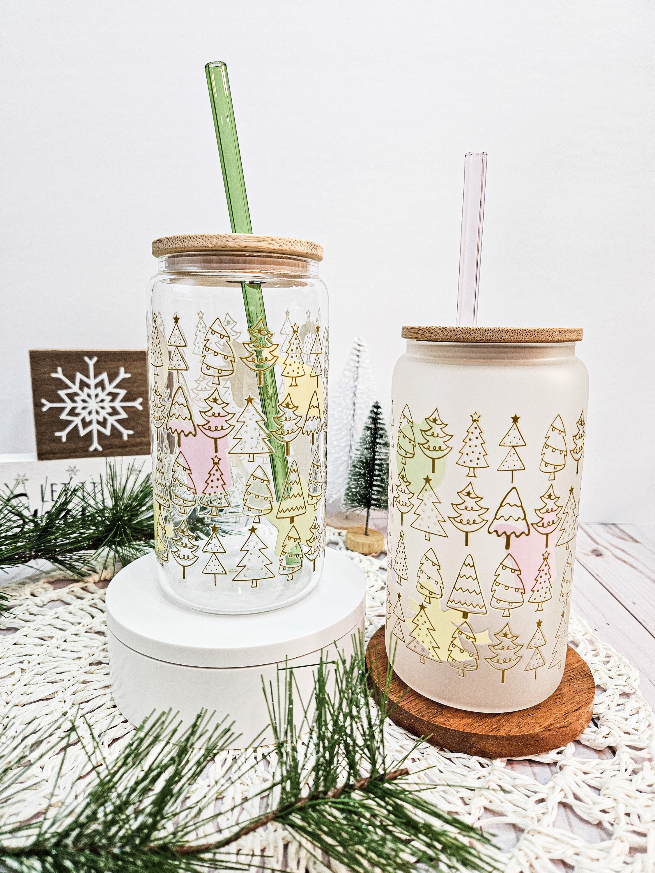 Christmas Trees Glass Cup, Iced Coffee Glass Can, Holiday Glass Coffee Cup with lid and straw, Libbey Beer Can Glass Cup, Cute Gift for Her