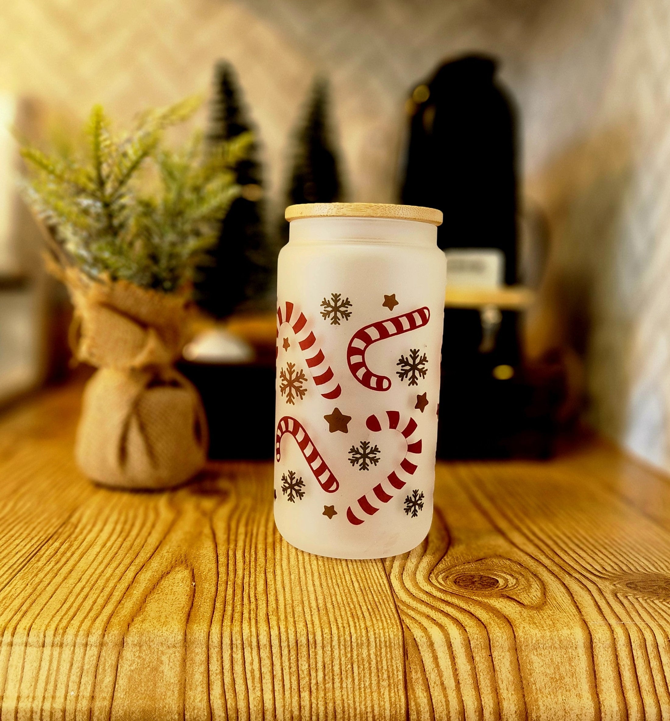 Candy cane Christmas iced coffee cup, winter coffee cup, Iced Coffee Cup ,  Glass Cup with Lid and Straw , Gifts for Women, coffee aesthetic