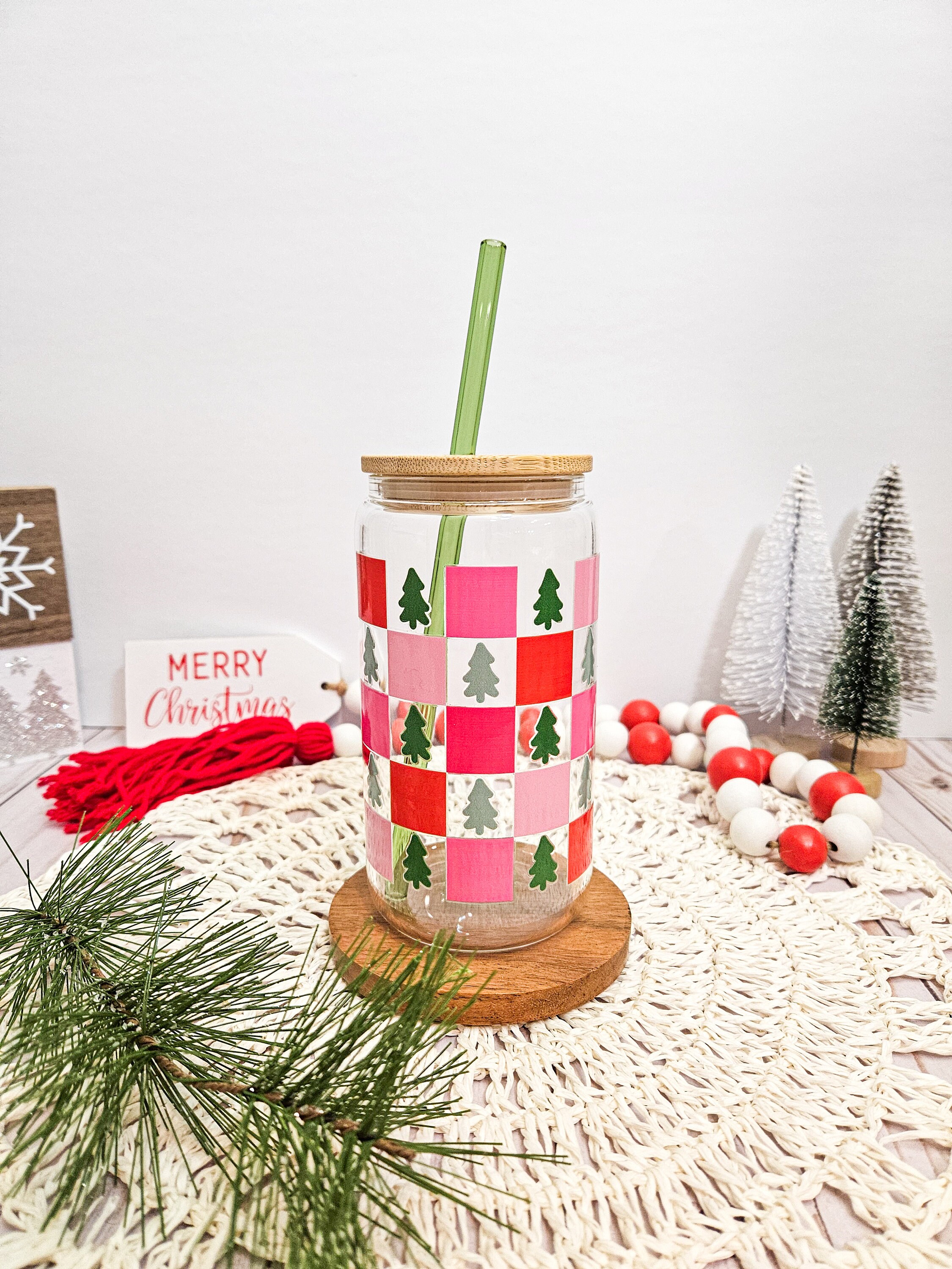 Christmas Tree Checkered Glass, Iced Coffee Glass Can, Holiday Glass Coffee Cup with lid and straw, Libbey Beer Can Glass, Pink Christmas