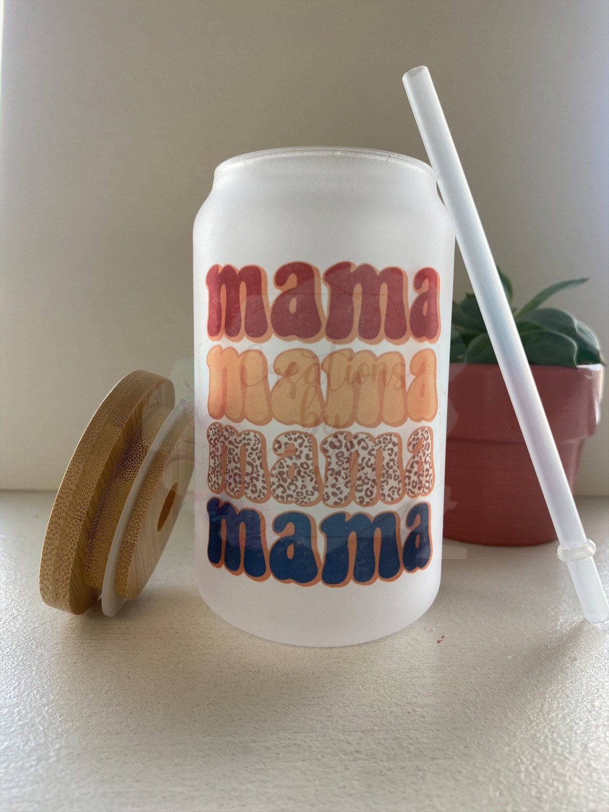 Retro mama- frosted can shaped glass with lid and straw