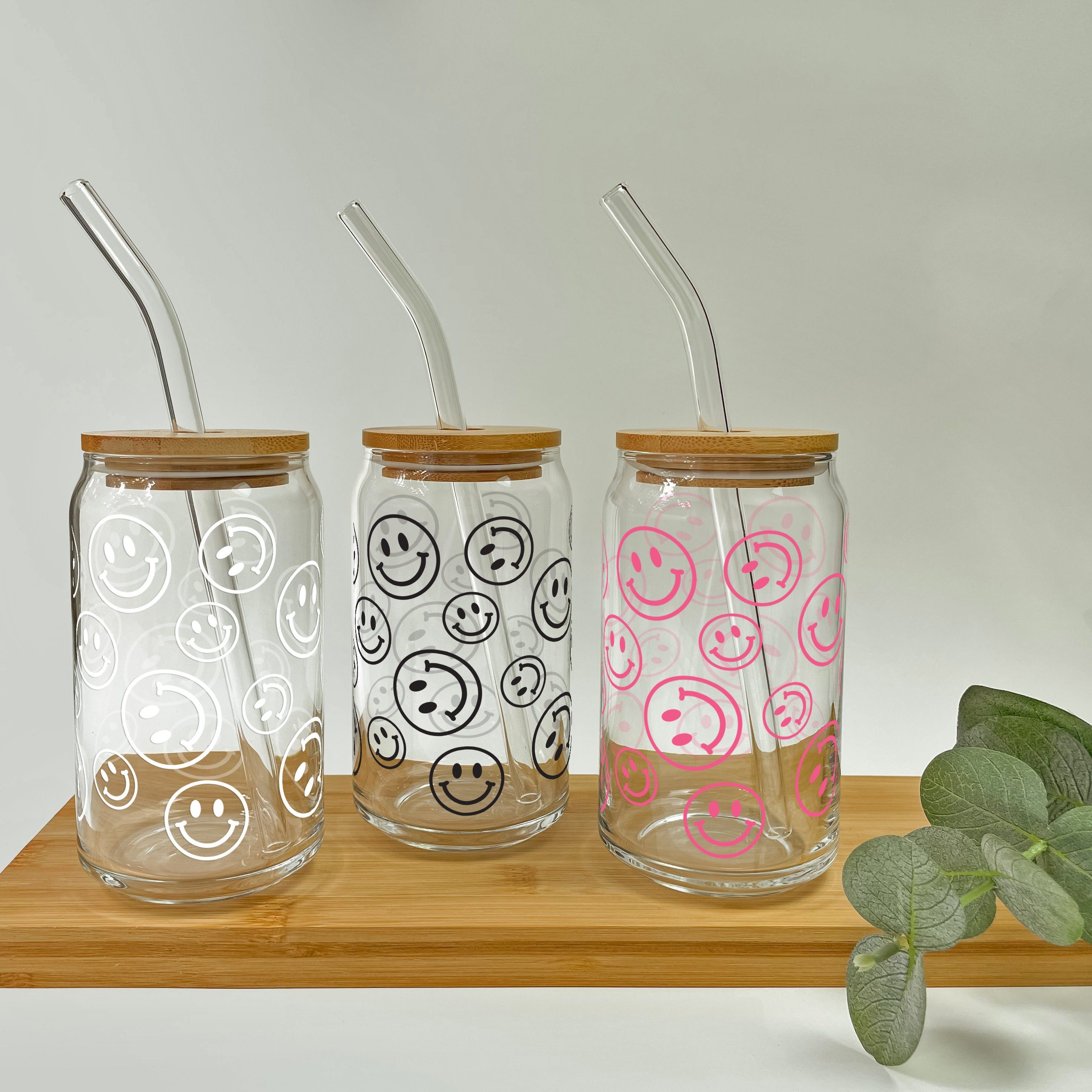 Smiley Iced Coffee Glass Smiley Glass Cup, Soda Can Glasses 16oz Glass Cups With Smiley Faces, Happy Glass Cup With Reusable Straw Mason Jar