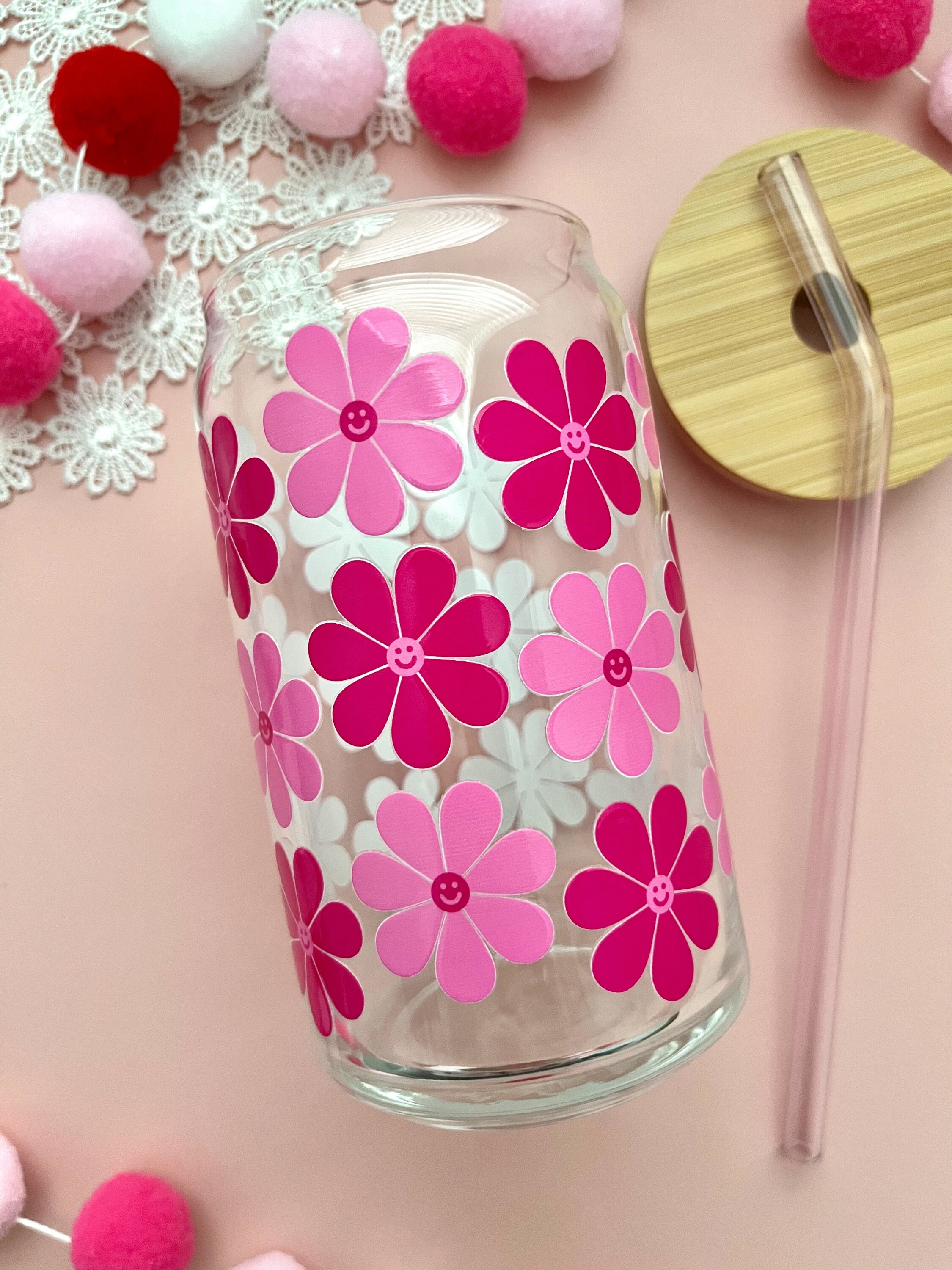 Smiley Face Daisies Glass Cup / Floral Glass Cup / Iced Coffee Glass / Cute Coffee Cup / Valentines Gift / Gifts for Her