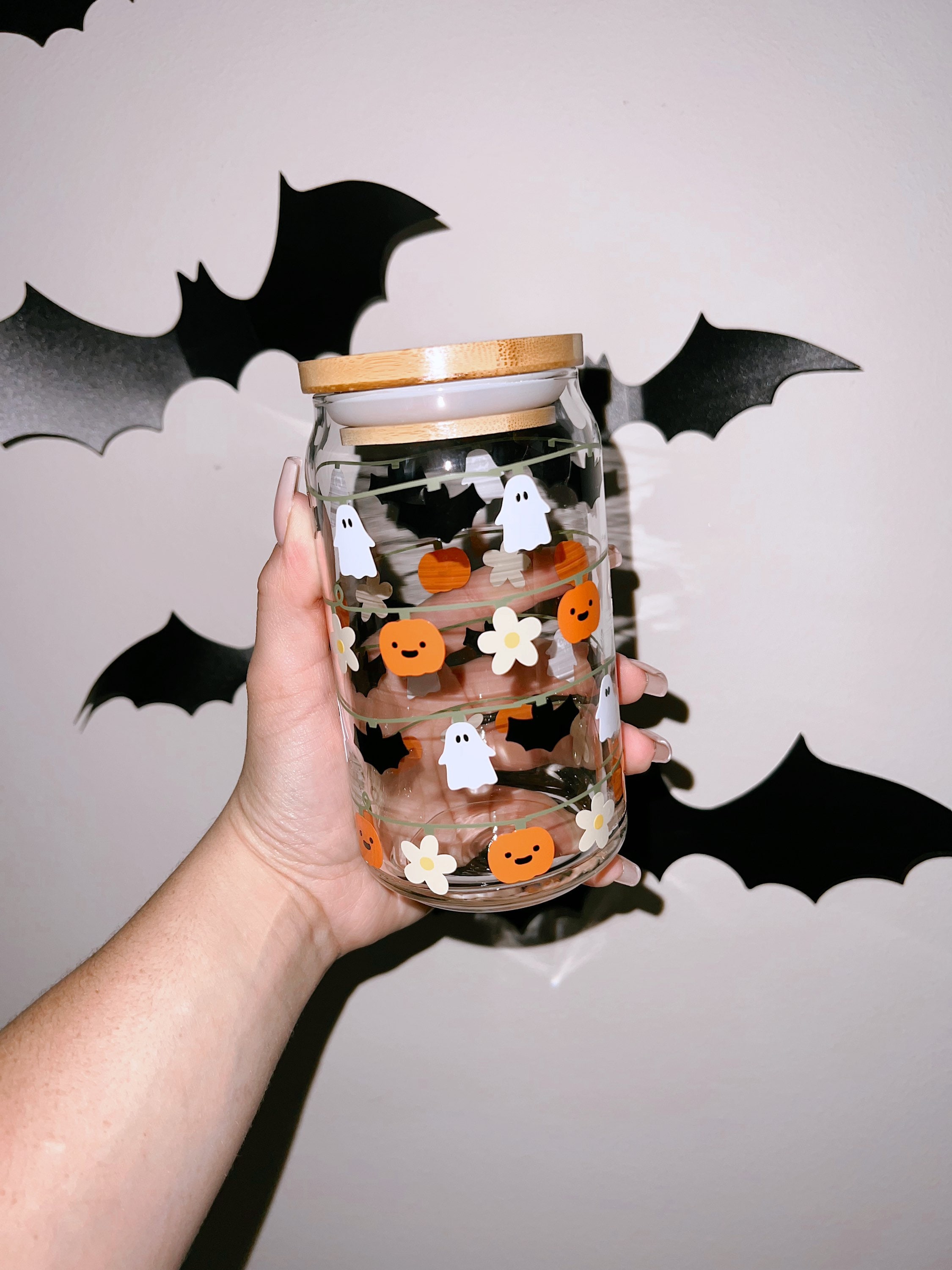 Halloween lights can glass | spooky season | iced coffee | ghosts, pumpkins, bats | beer can glass