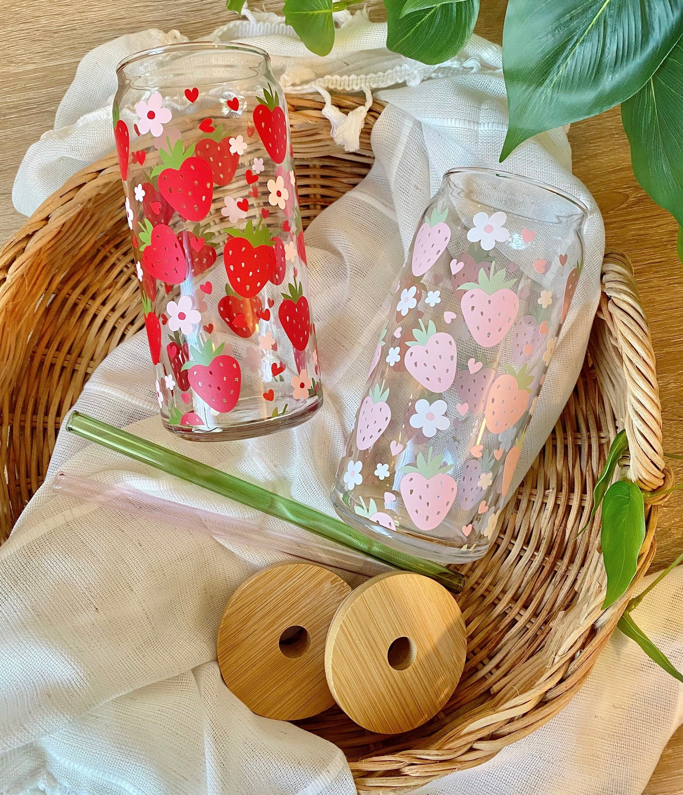 Strawberry Hearts Beer Can Glass, Berries Iced Coffee Glass, Pink Strawberries, Valentines Day Gift, Galentines Gift For Her, Fruit Glass