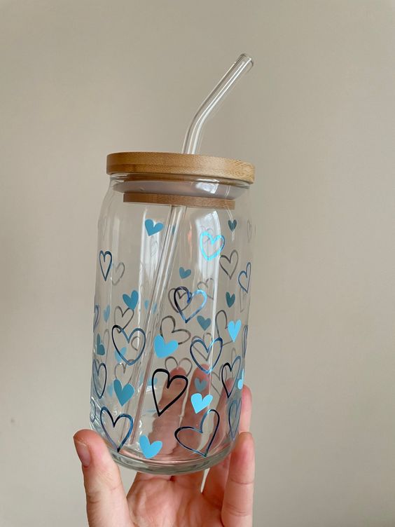 Valentines Day Beer Can,soda Glass Can,confetti Hearts Cup,iced Coffee Glass Cup,valentines Love Gifts,minimalist Glass Tumbler