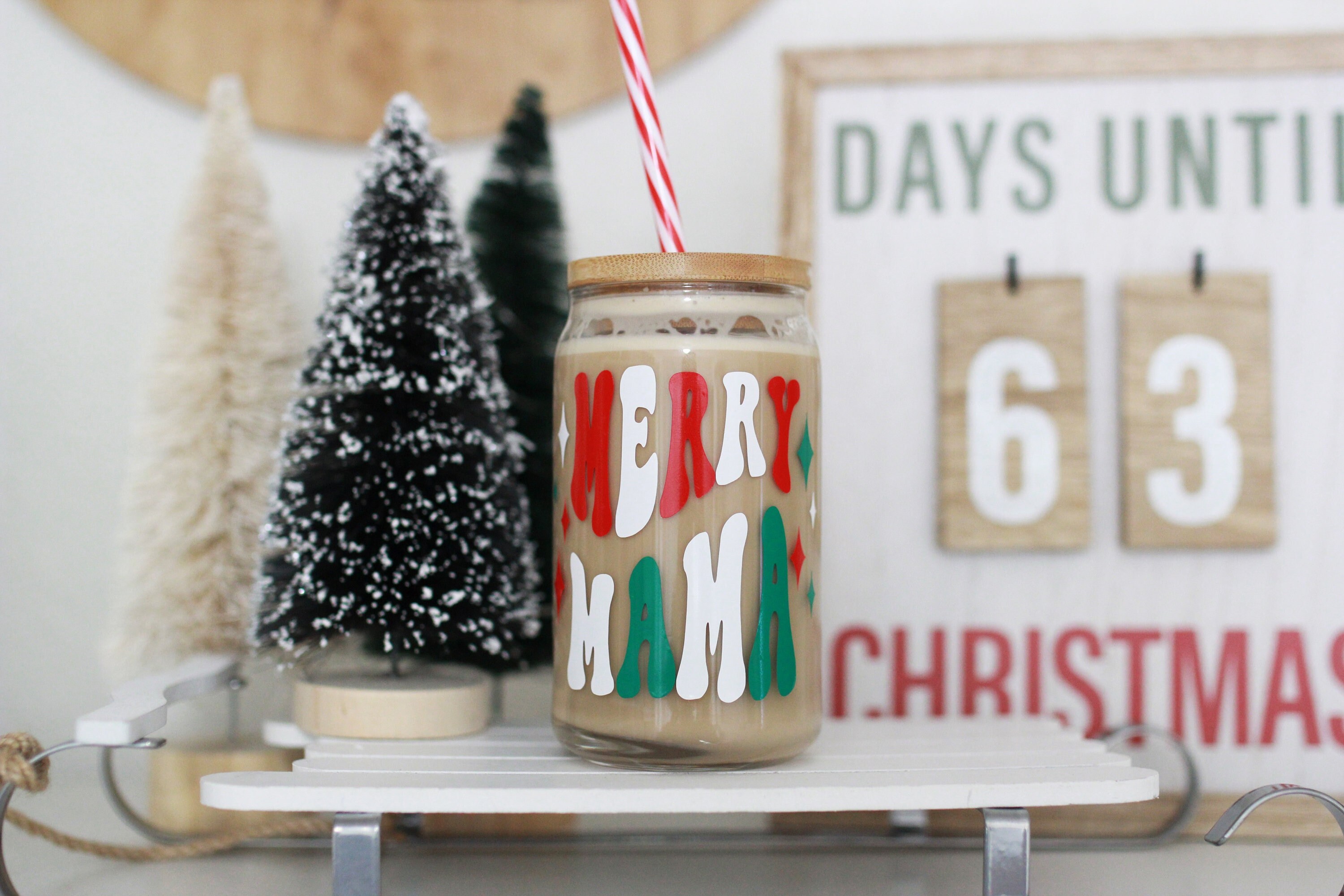 Christmas Coffee Glass, Merry Mama Iced Coffee Glass, Can Glass, Beer Can Glass, Christmas Tumbler, Coffee Glass, Cup with Lid Straw, Gift