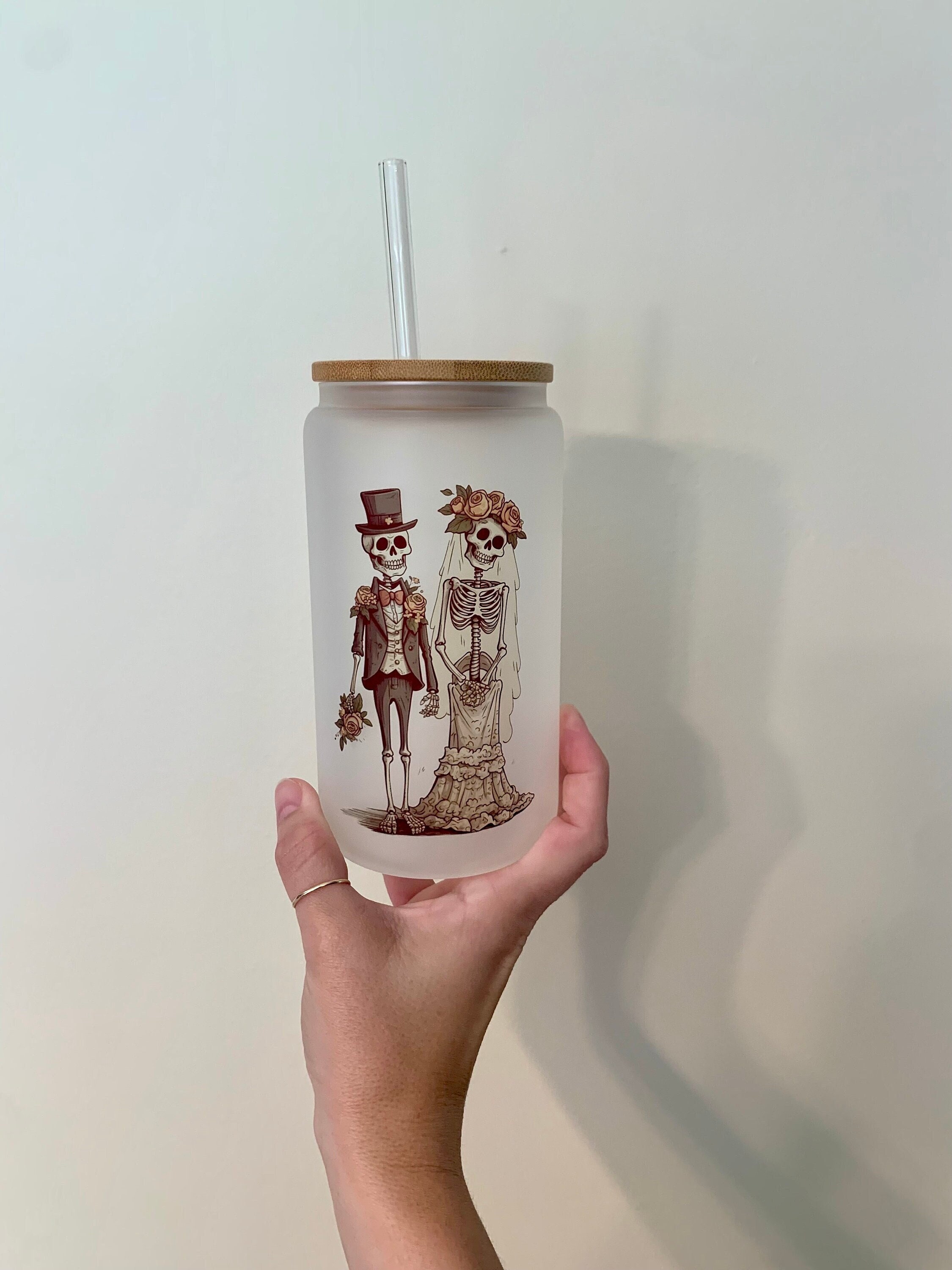 Bride Groom Skeleton Beer Can Glass / Skeleton Coffee Cup / Halloween Wedding Gift / Custom Iced Coffee Cup / Spooky Season / Gift for Her