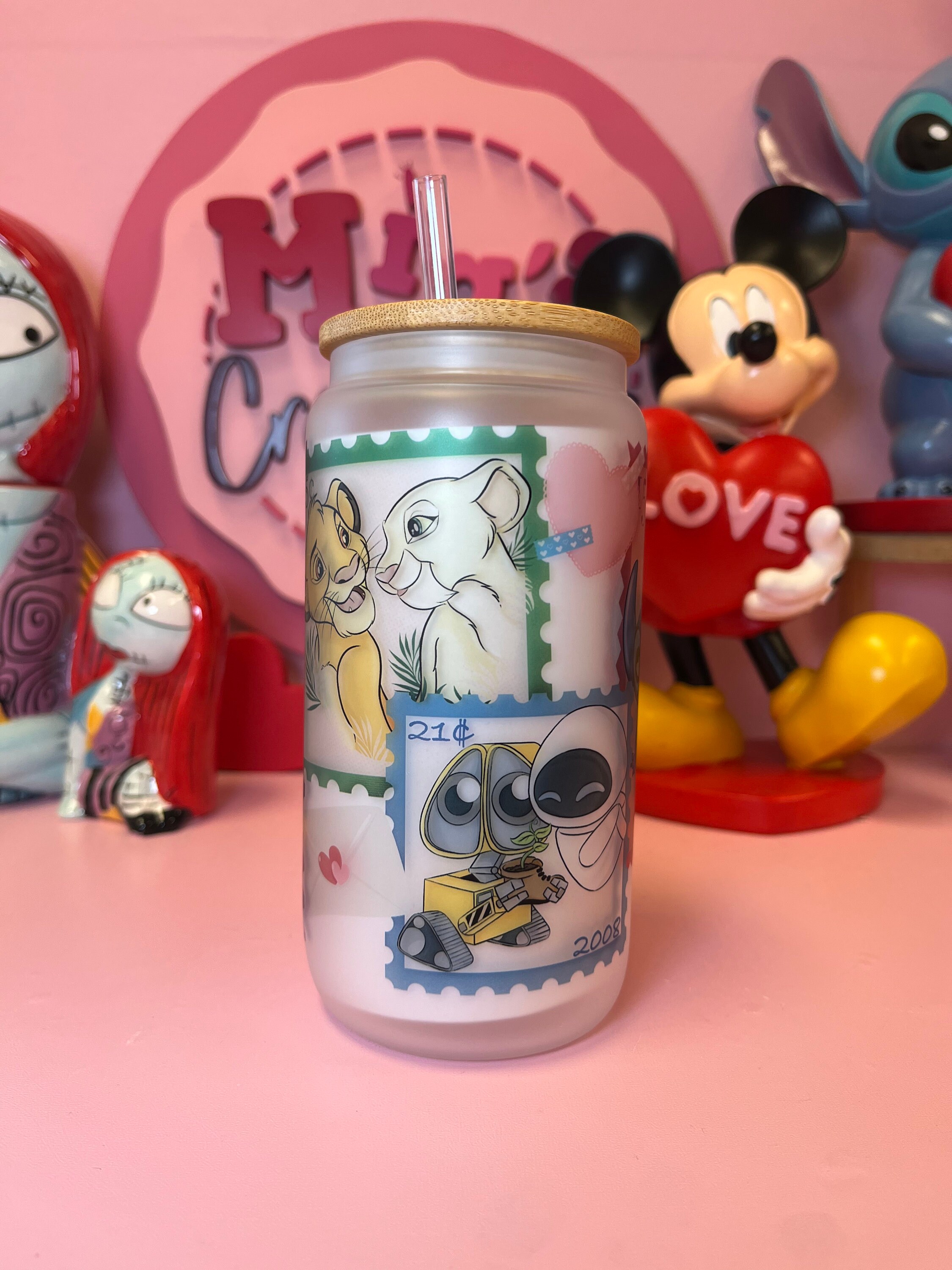 Valentines characters glass can