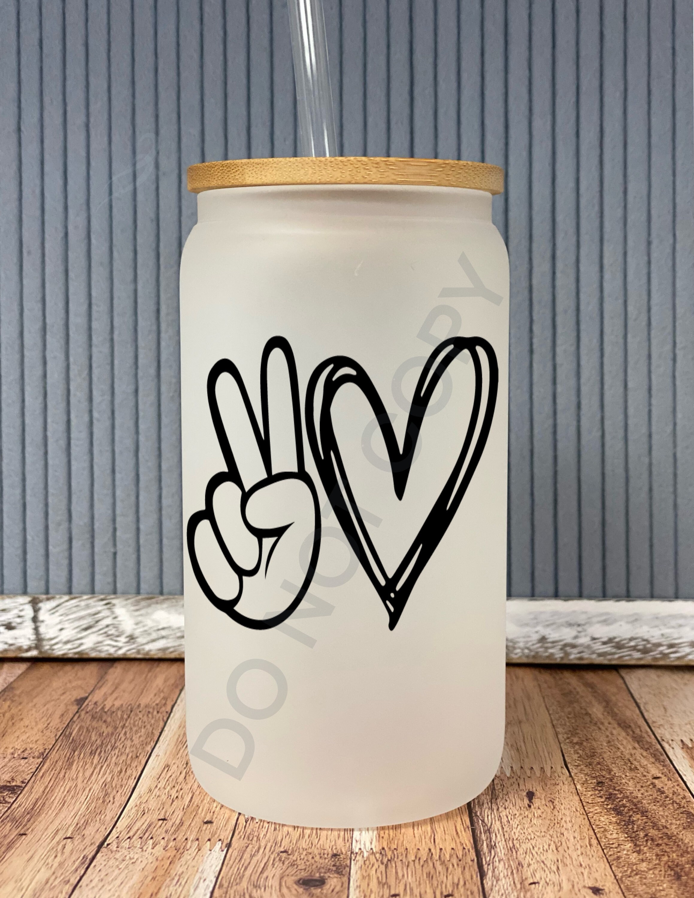 Peace sign love heart – frosted can shaped glass with lid and straw