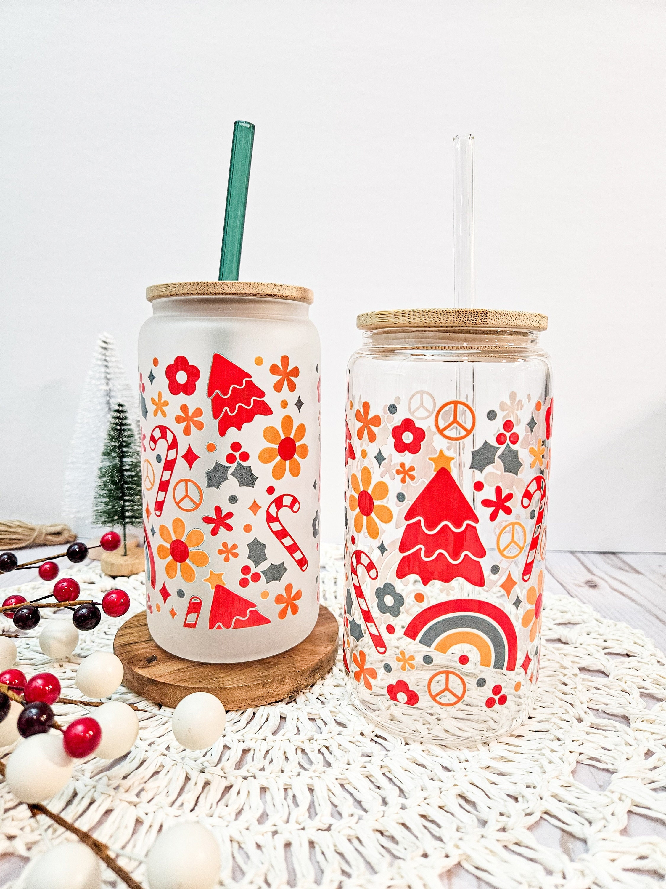 CHRISTMAS GLASS Can, Groovy Iced Coffee Glass, Trendy Coffee Cup, Christmas Gift for Her, Gifts under 30, Libbey Winter Beer Can Glass Cup