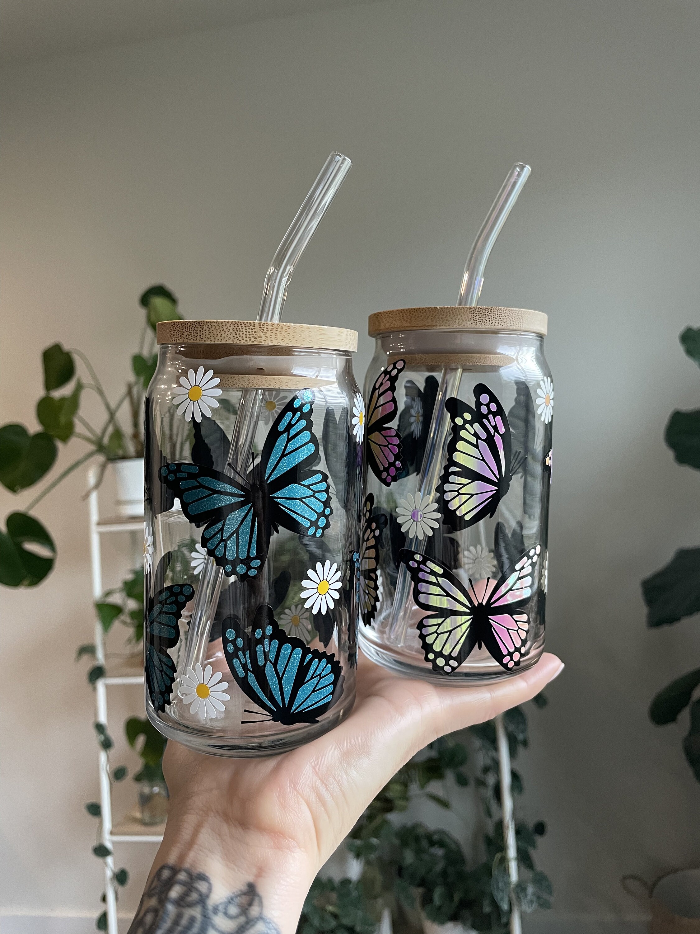 Butterfly Can Glass, Custom Color Butterfly Cup, Iced Coffee Glass, Mothers Day Gift, Can Glass Cup, Gifts for Teachers, Butterfly Daisy Cup