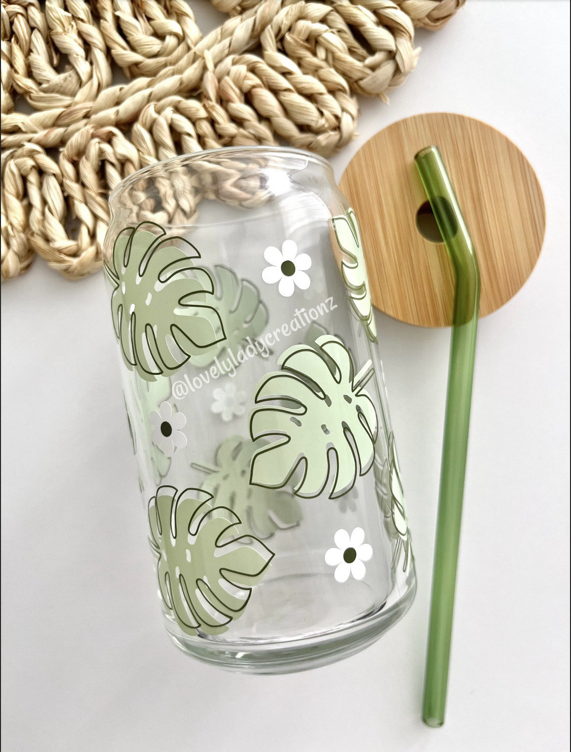 Monstera and Daisy Glass Cup / Iced Coffee Glass / Plants Glass Cup / Cute Coffee Cup / Plant Mama Cup / Gifts for Her