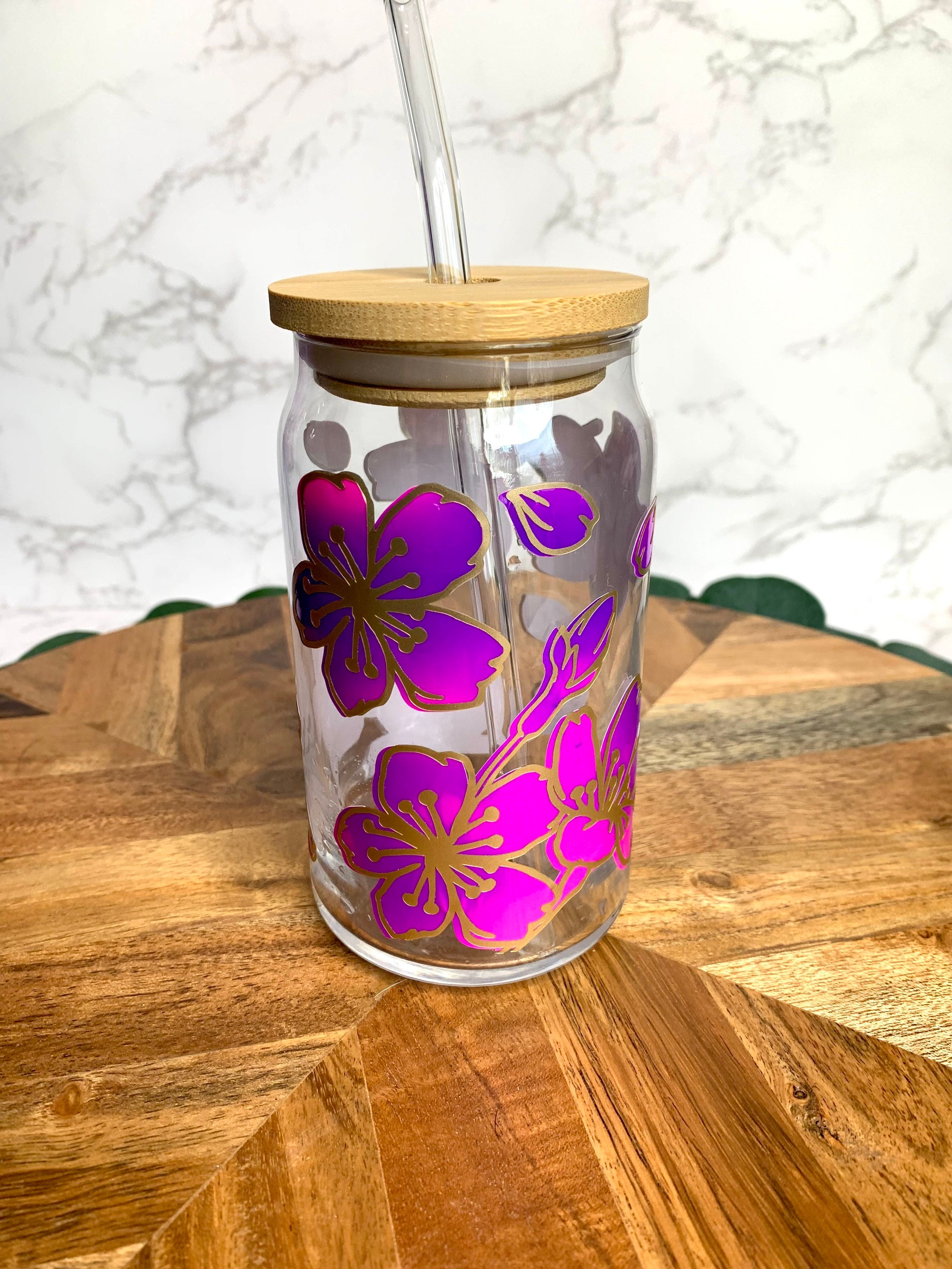 Color Changing beer can glass, Floral cup, libbey glass, engraved bamboo lid, coffee glass, bamboo lid and glass straw, iced coffee glass