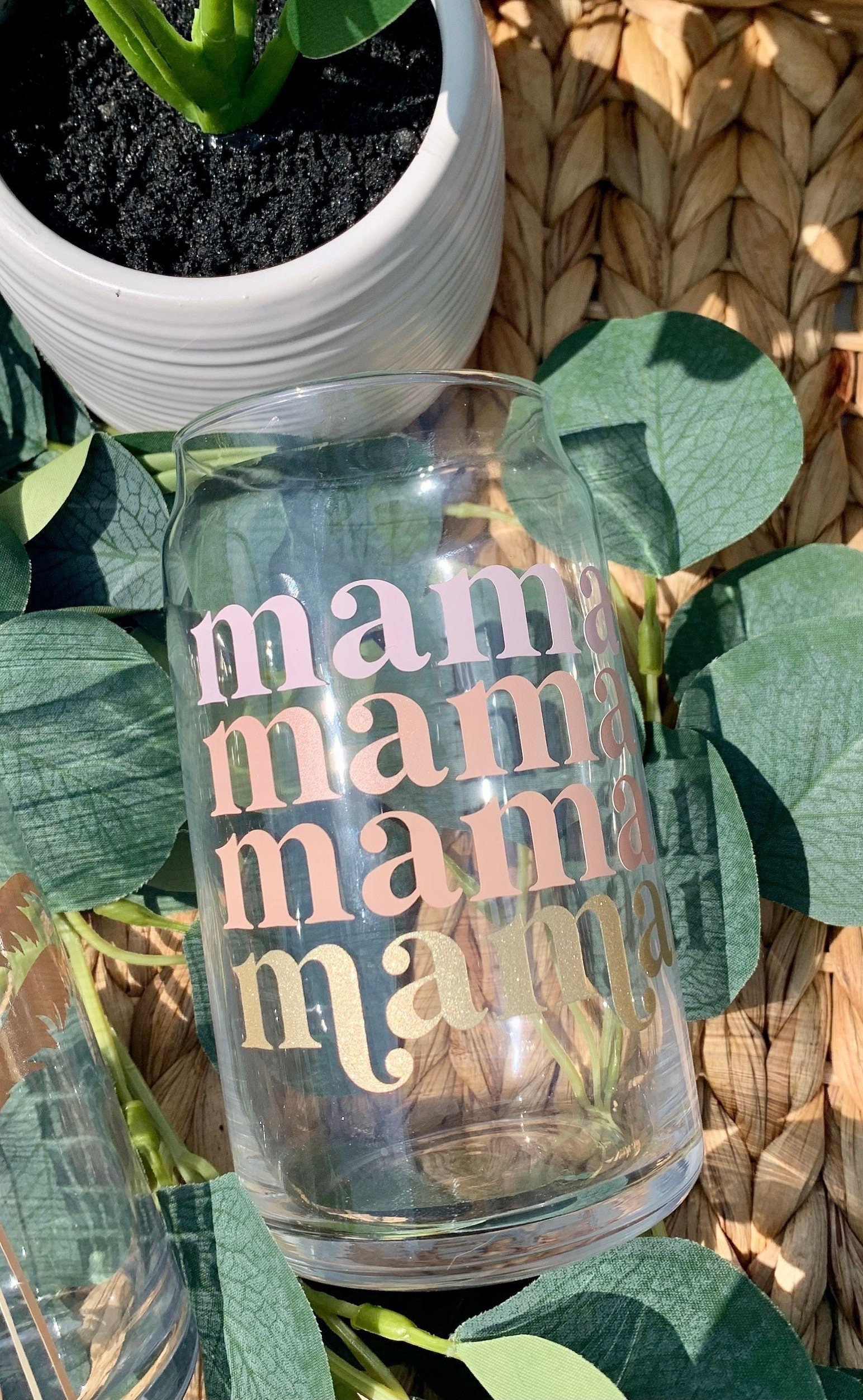 Mama Beer can glass, beer can glass, Beer glass, engraved bamboo lid, libbey glass, coffee glass, bamboo lid glass straw, iced coffee glass