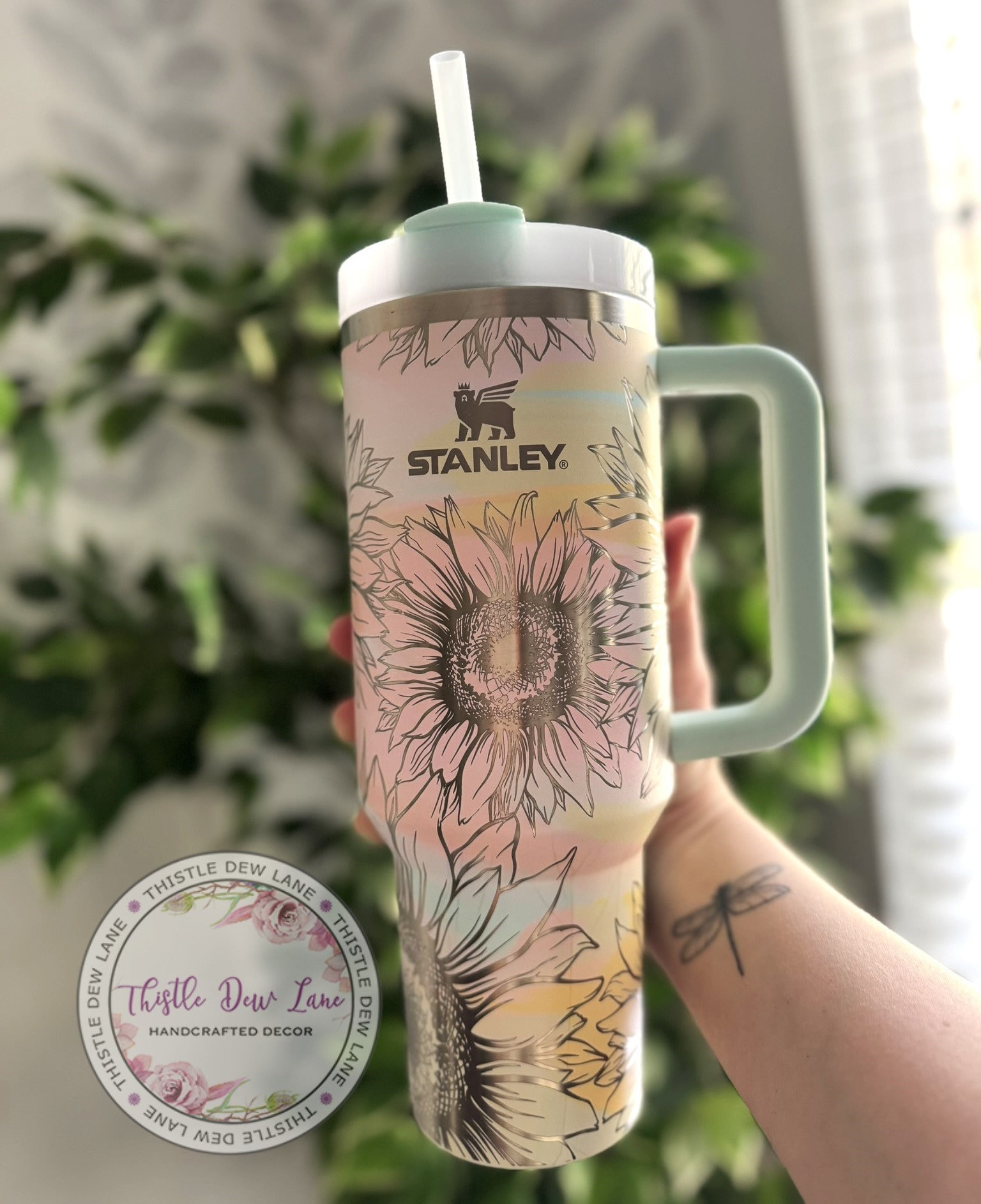 Engraved Stanley tumbler, Laser engraved Stanley, Flower tumbler, Sunflower travel mug, 40oz 30oz tumbler, Custom floral engraved Stan