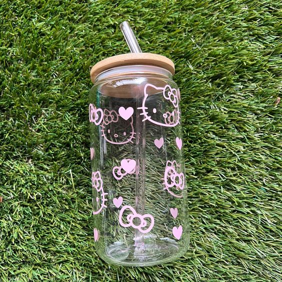 Kawaii Cat Hearts Iced Coffee Glass Cup, Kitty Beer Can Glass, Kawaii with Lid and Straw Glass Can